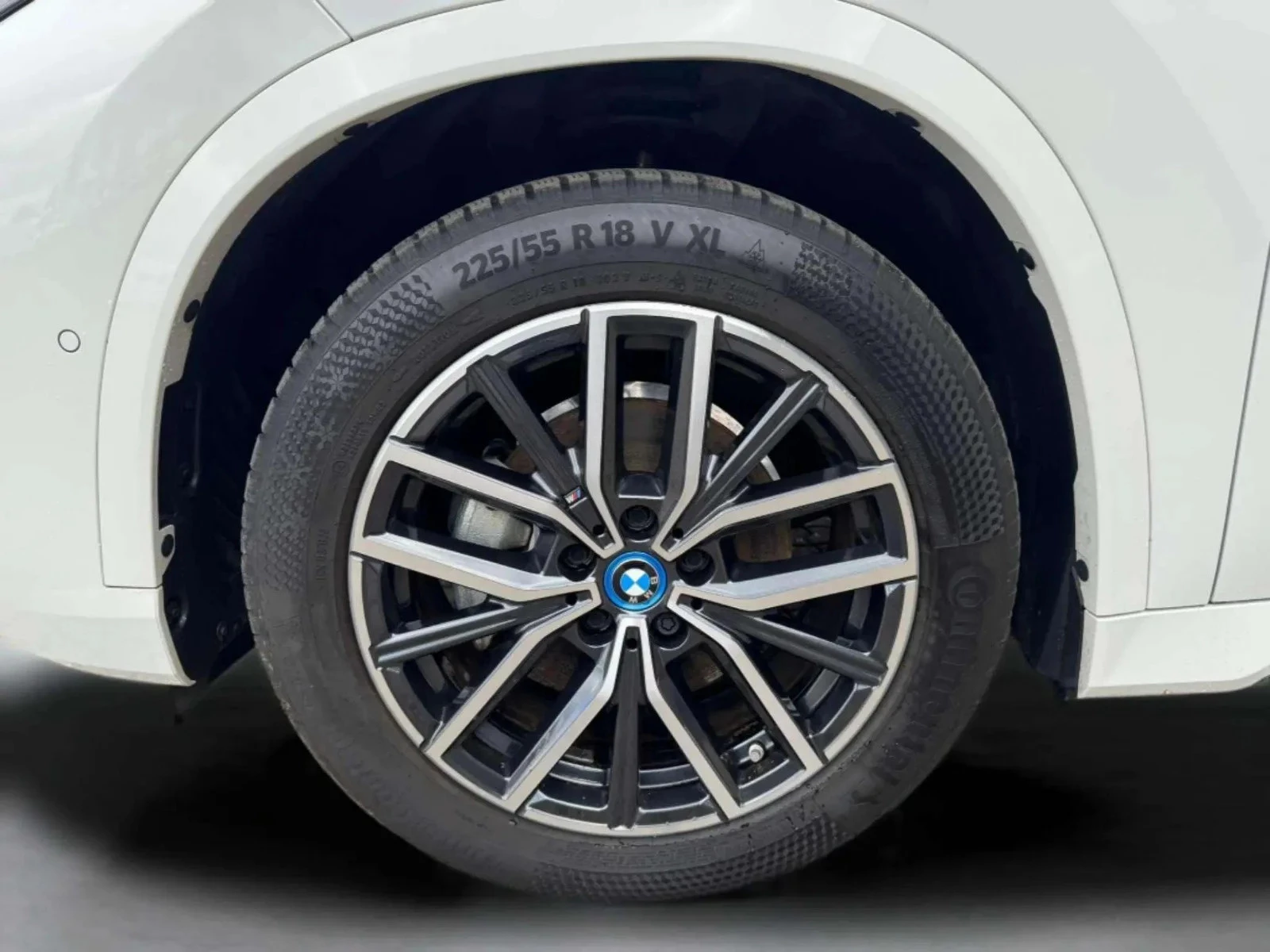 BMW-iX1-image-6