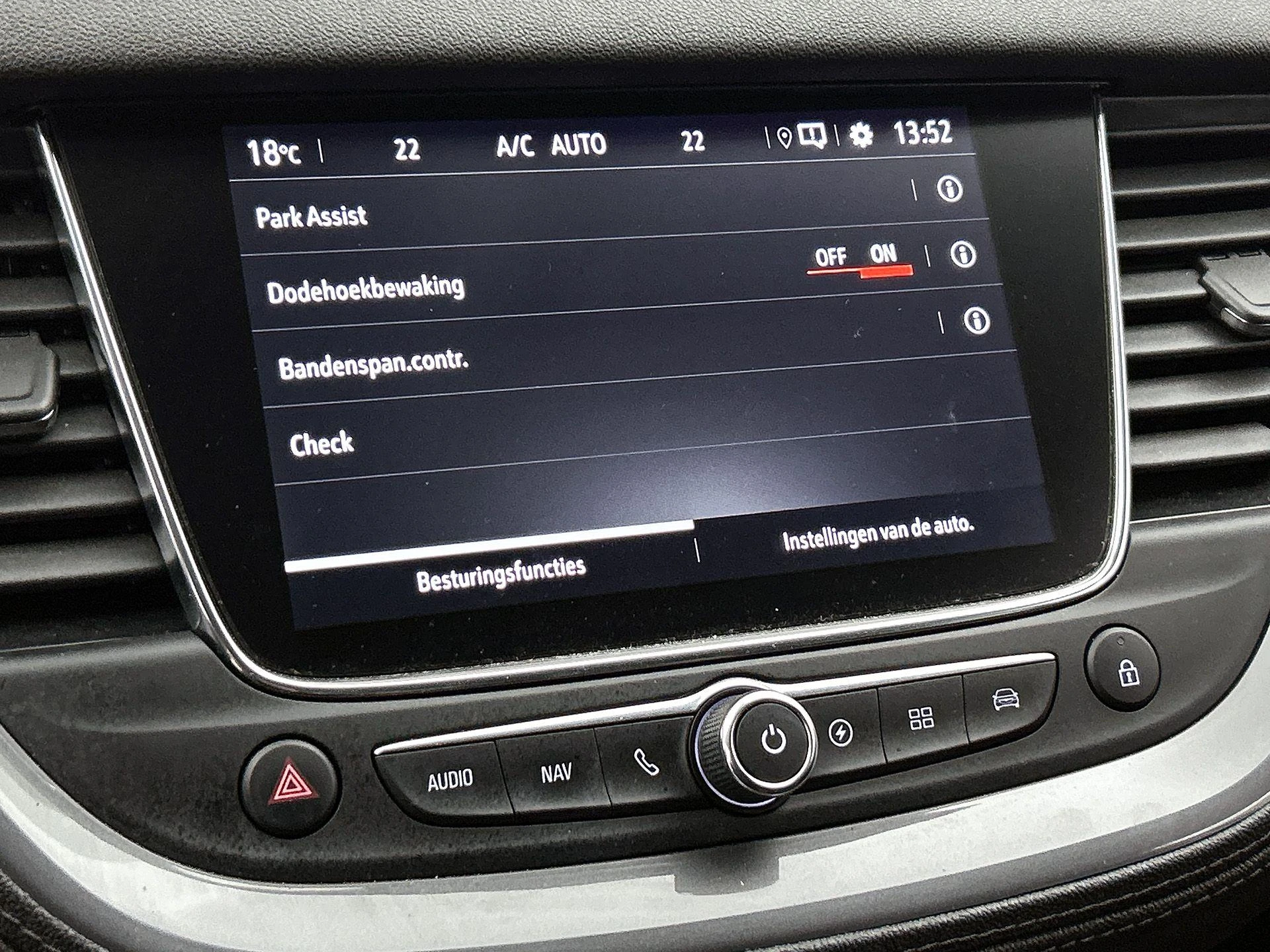 Opel-Grandland X-image-10