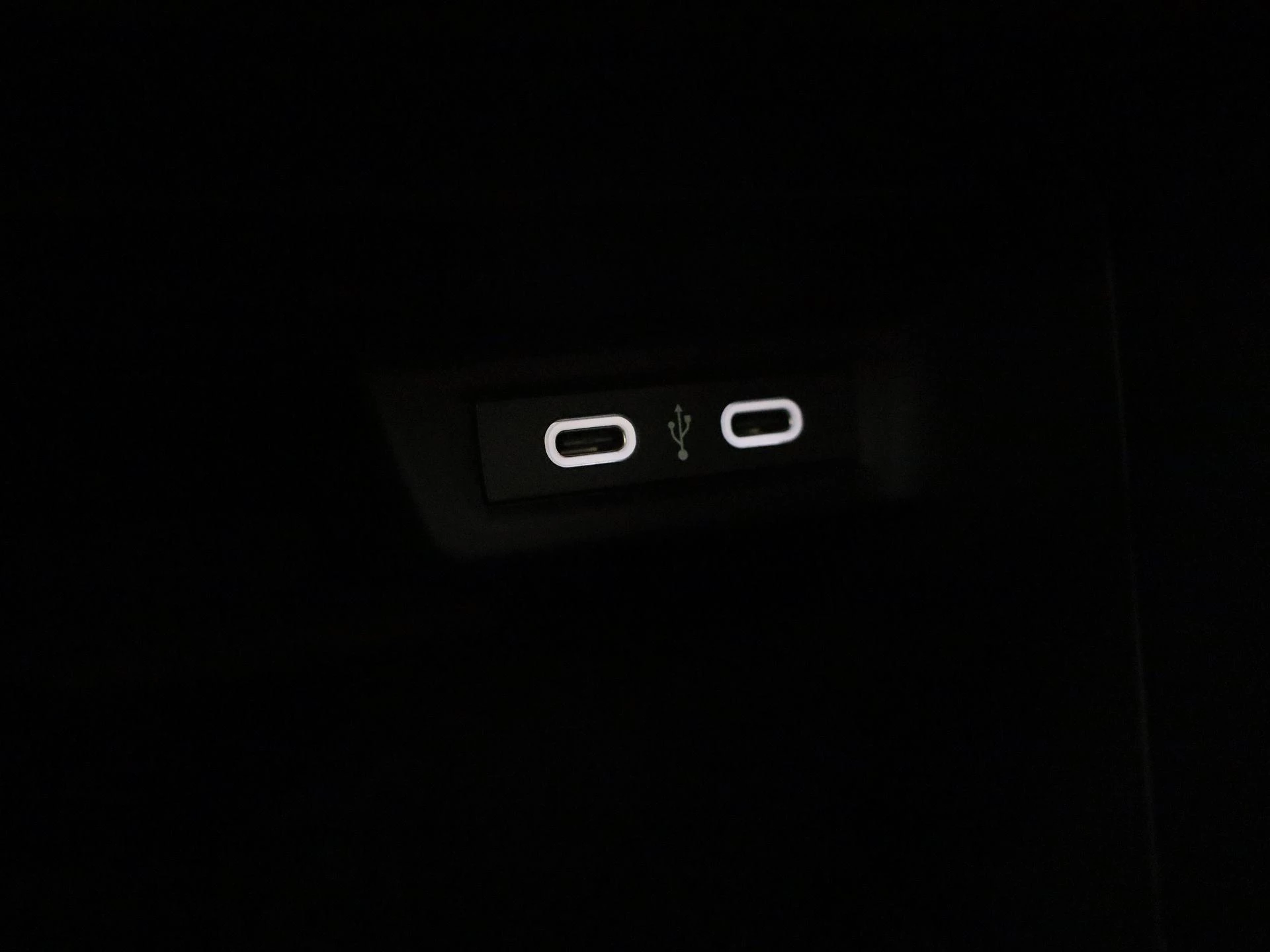 Volkswagen-Polo-image-29