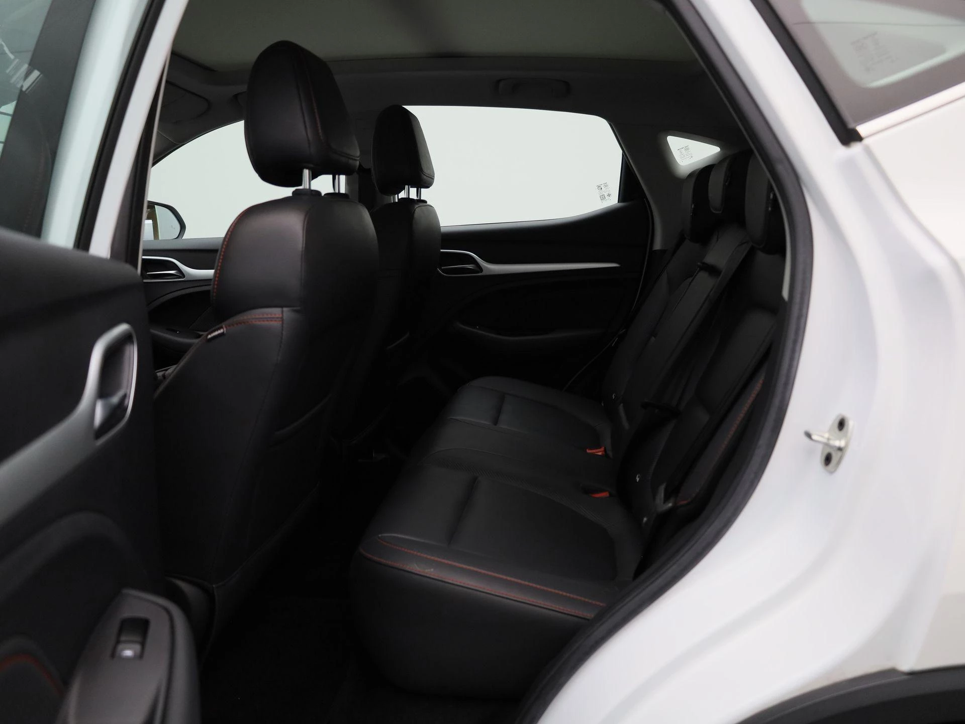 MG ZS EV Standard Range Luxury 50 kWh