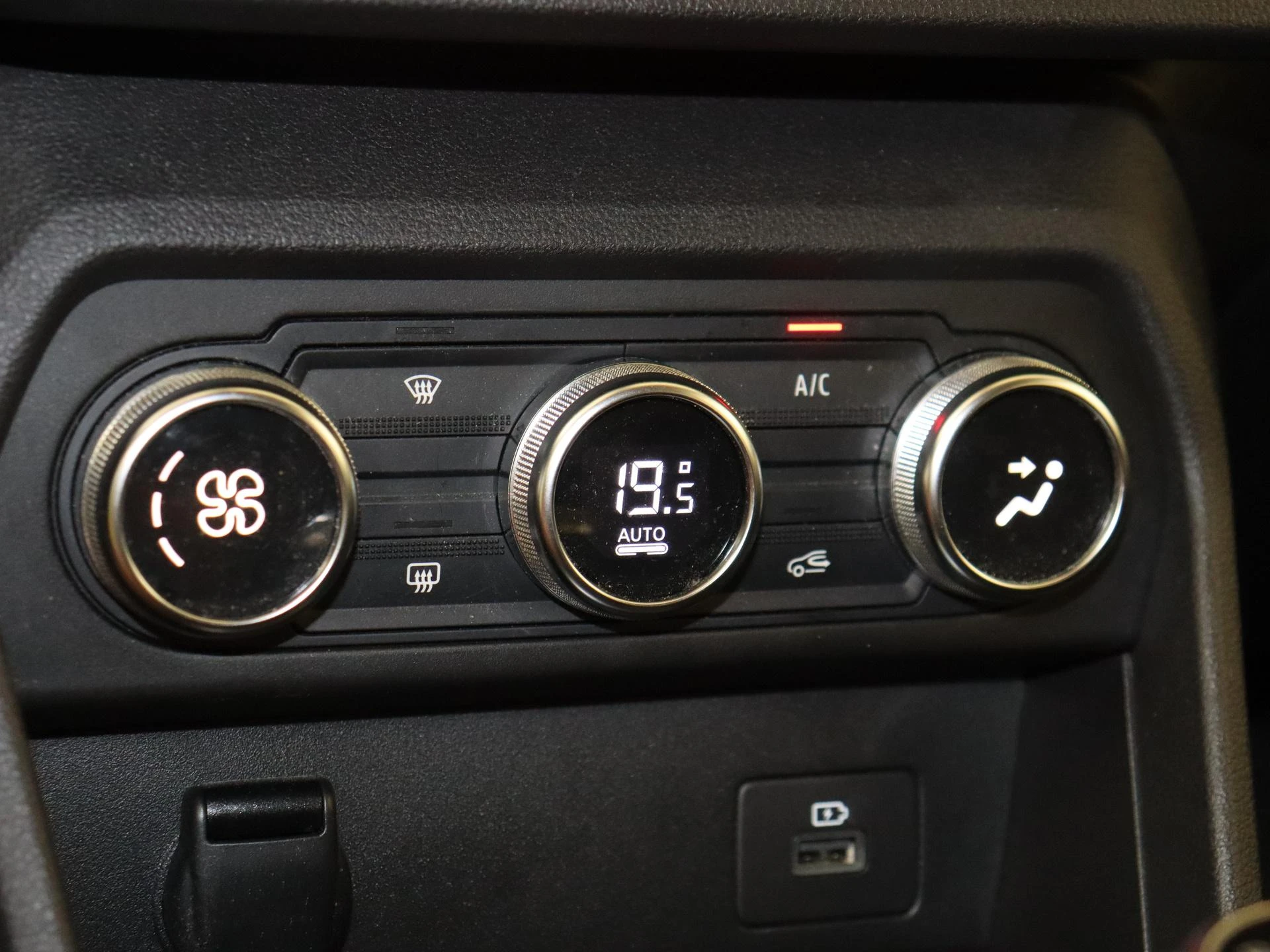 Dacia-Sandero Stepway-image-22