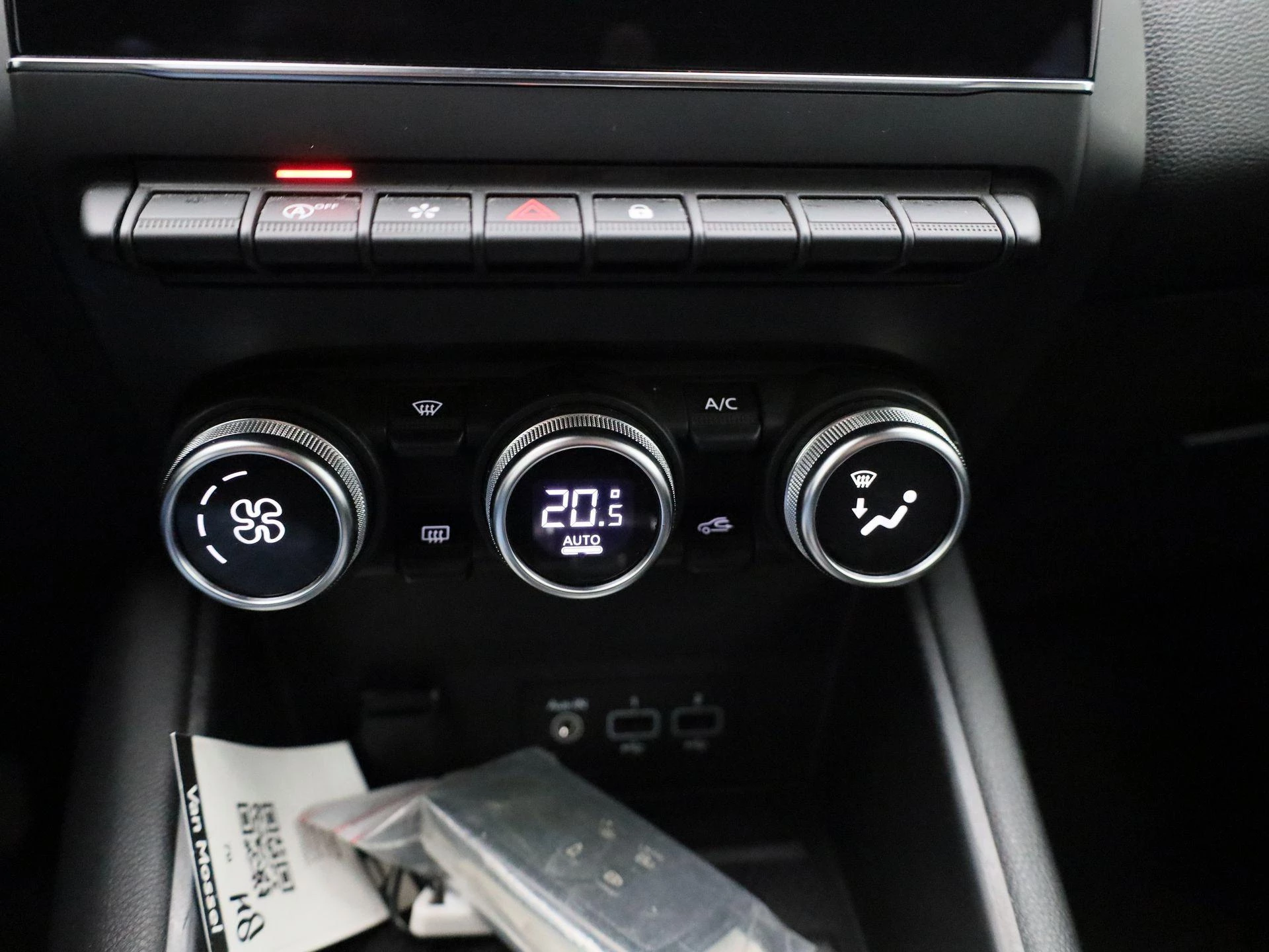 Renault-Captur-image-19