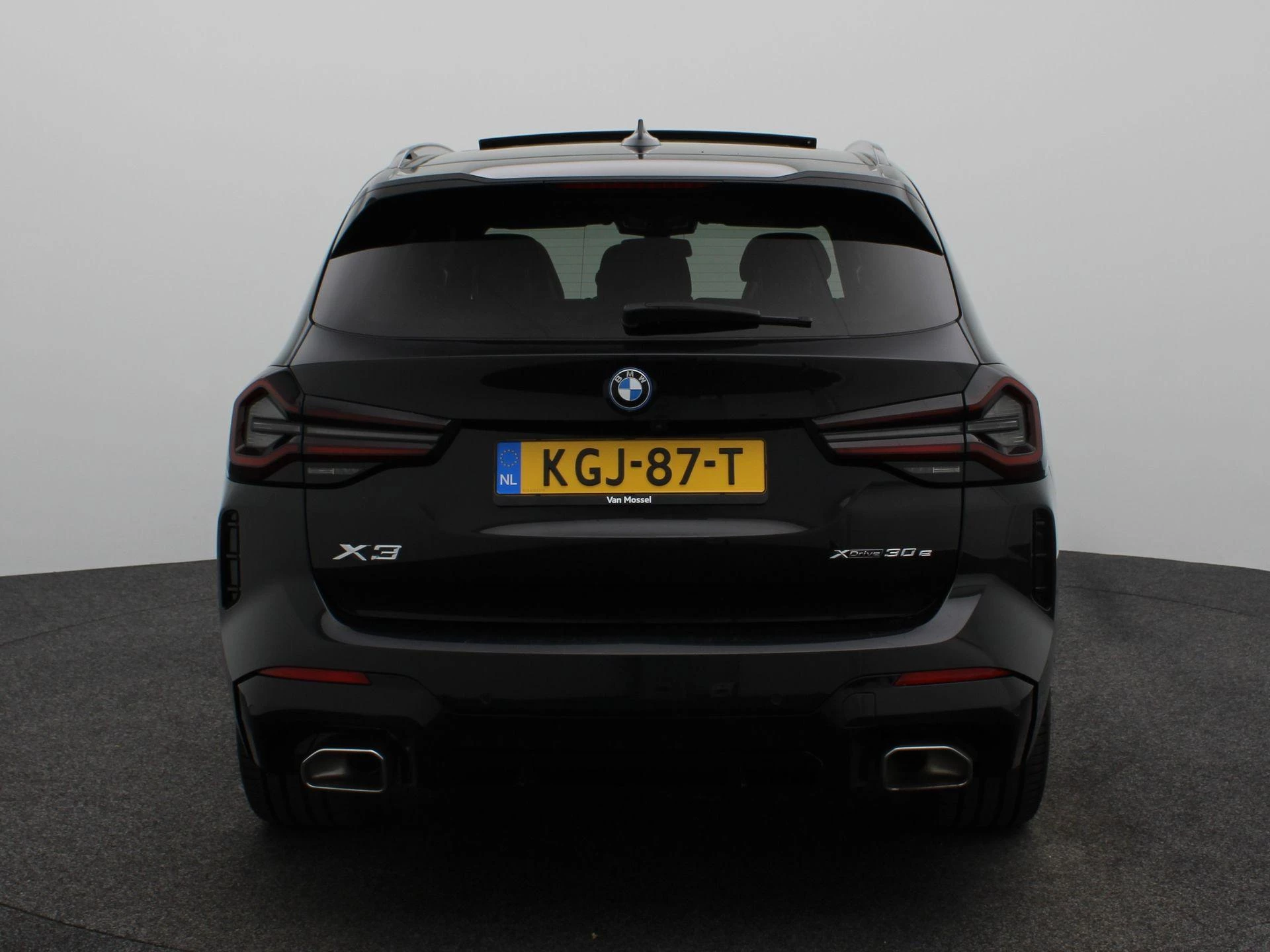 BMW-X3-image-6