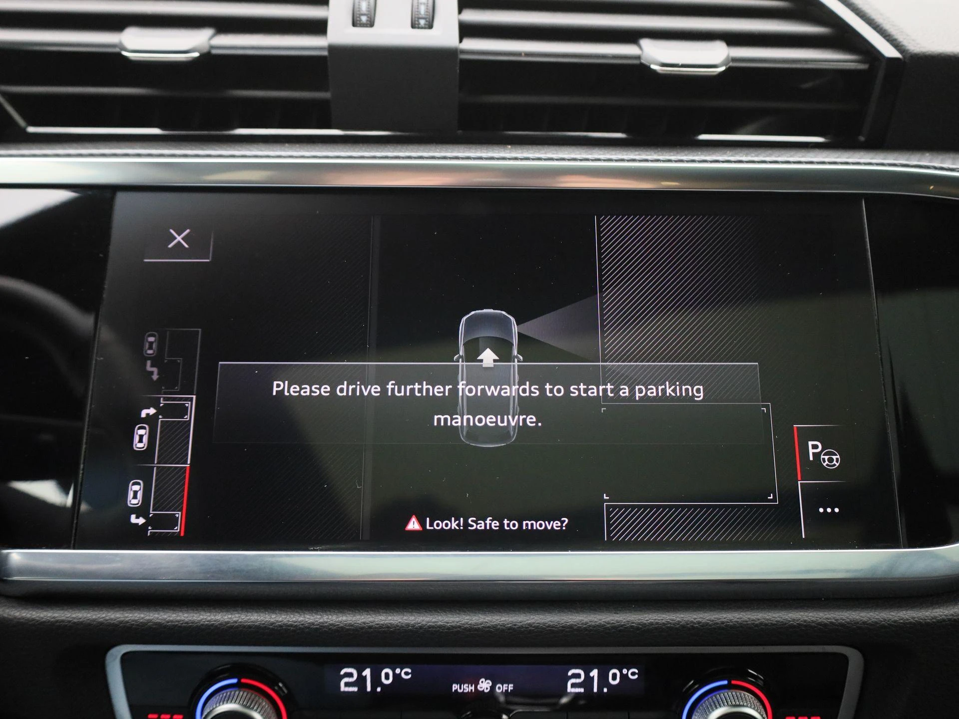 Audi-Q3-image-25