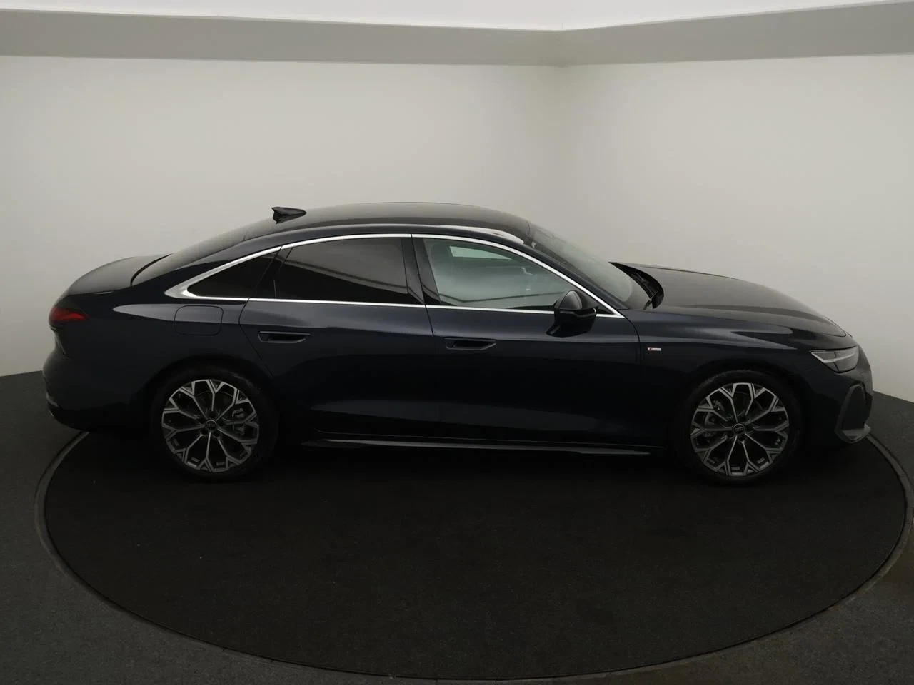 Audi A6 !NIEUW VOERTUIGN - STOCKDEAL! 2.0 TFSI S line S tronic