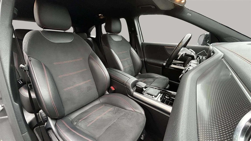 Mercedes-Benz-EQA-image-21