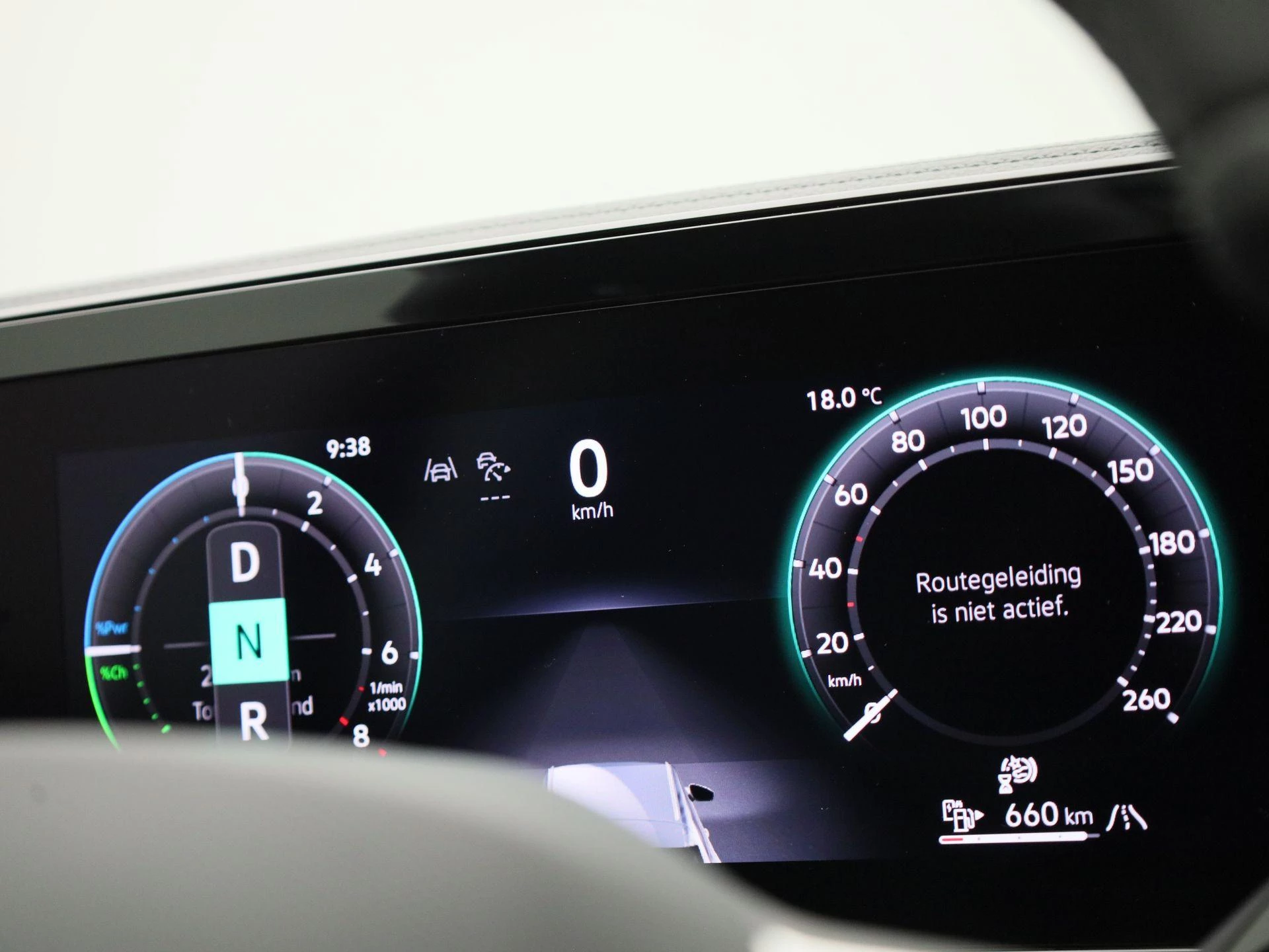 Volkswagen-Tiguan-image-25
