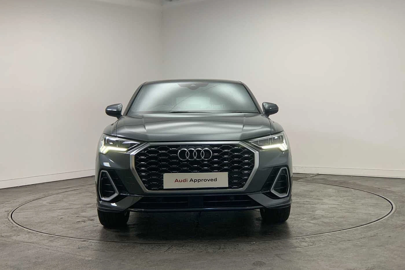 Audi-Q3-image-6