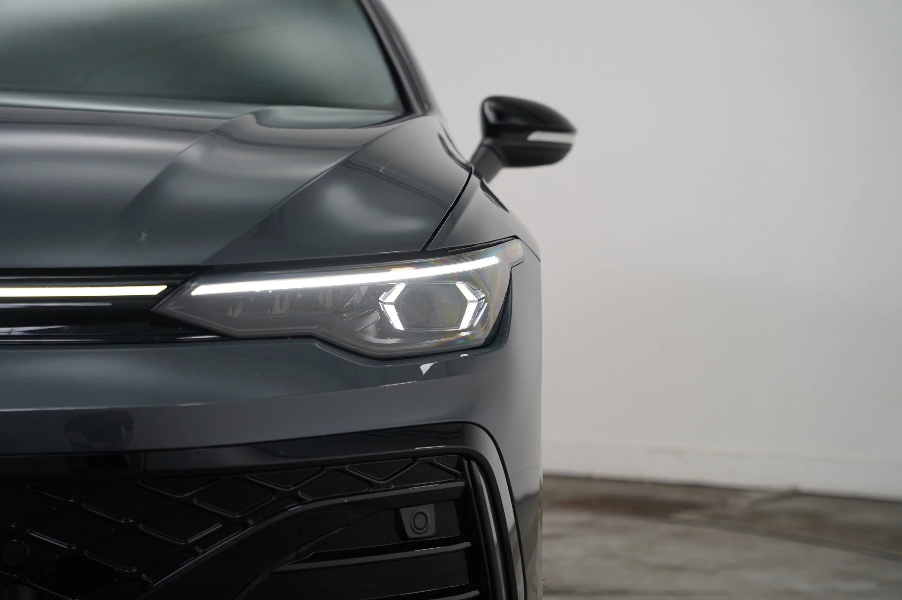 Volkswagen-Golf-image-39