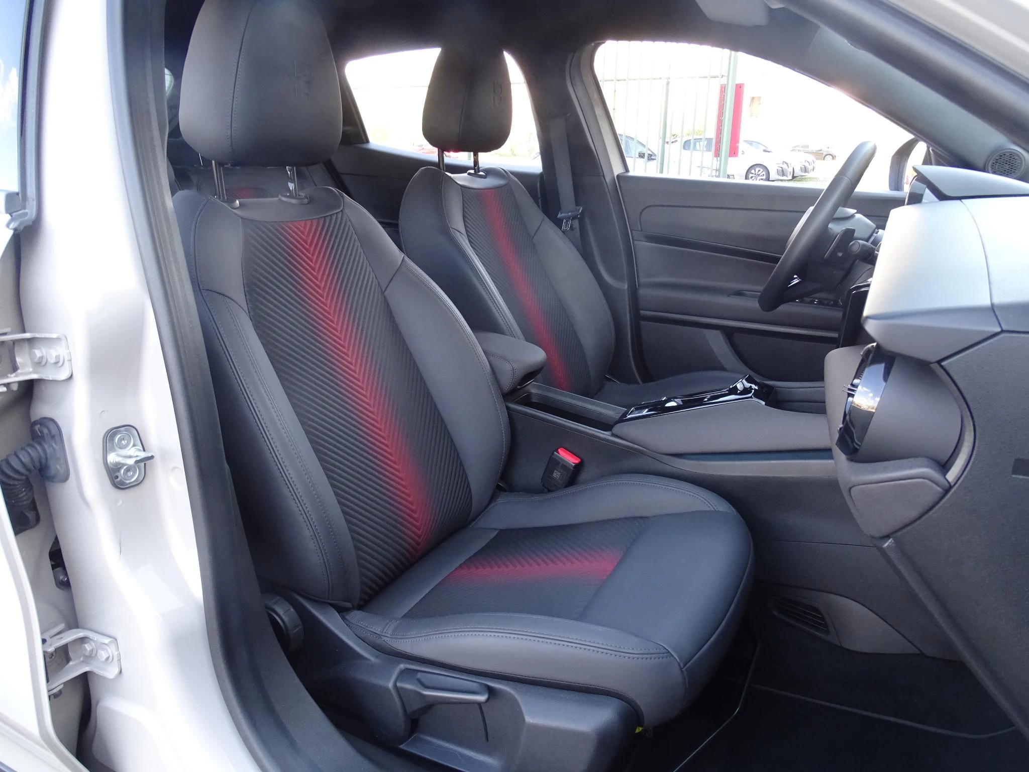 Alfa Romeo Junior 1.2 Hybrid 145 eDCT6 Ibrida Speciale