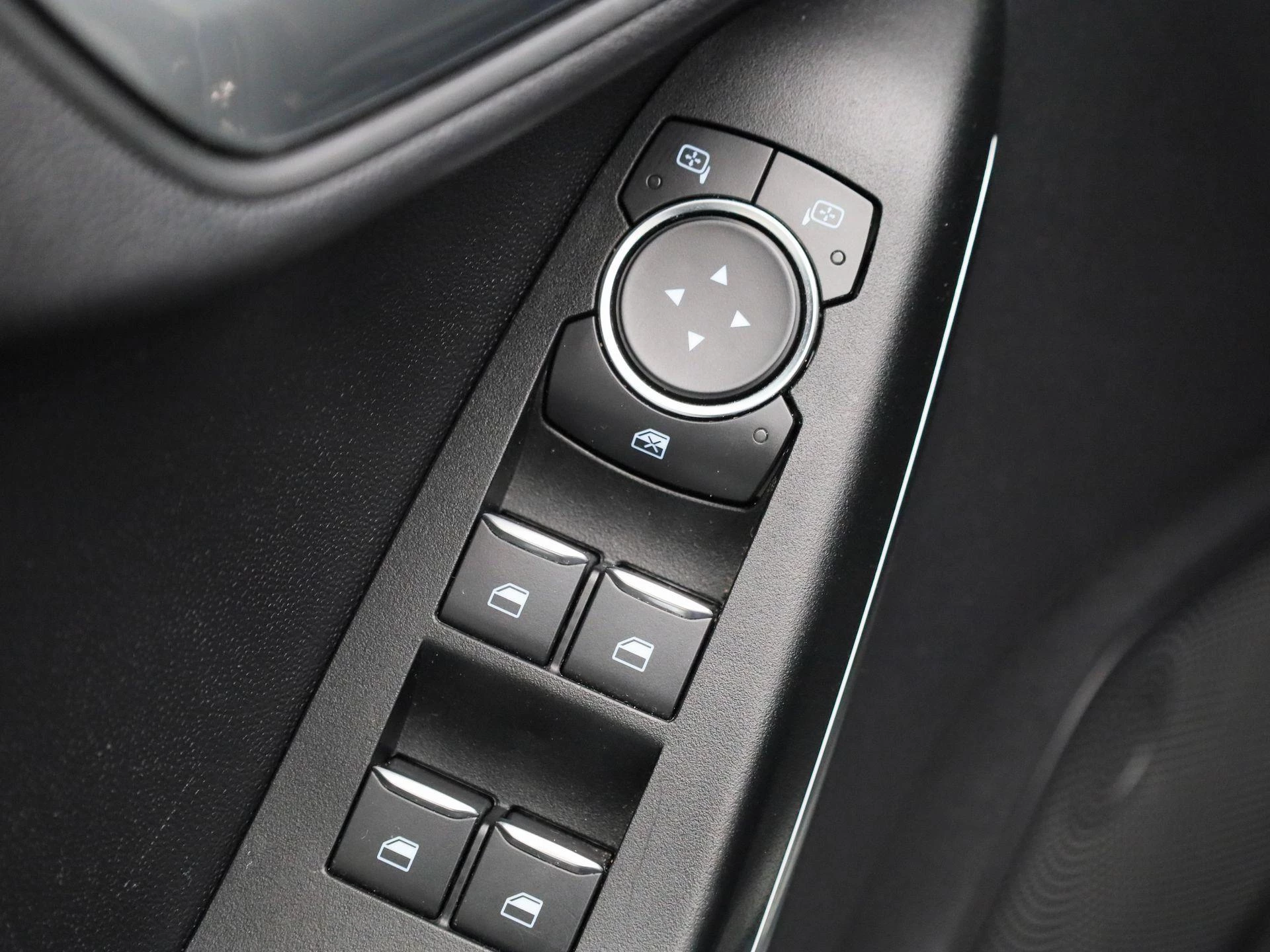 Ford-Fiesta-image-24