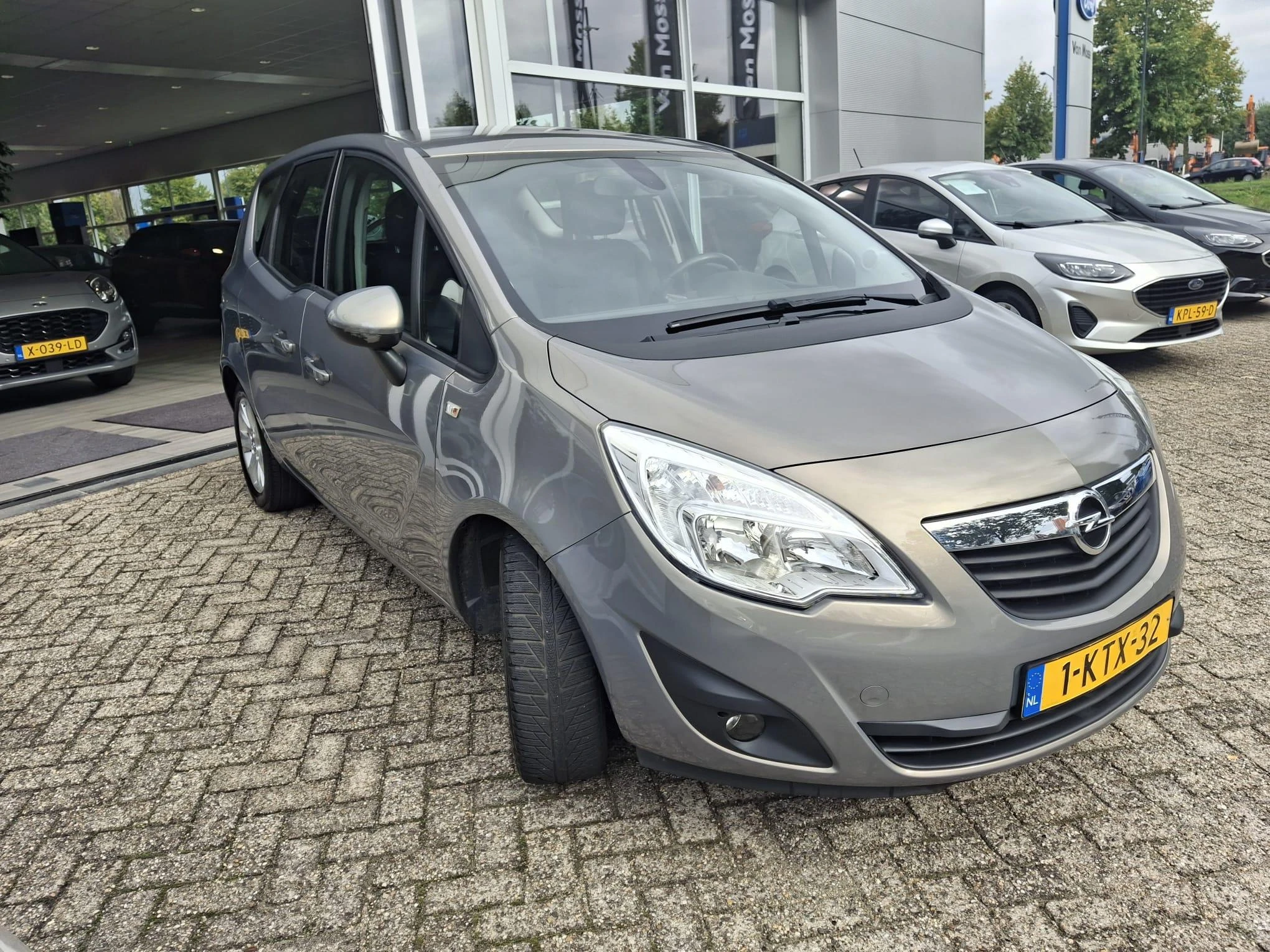 Opel-Meriva-image-6