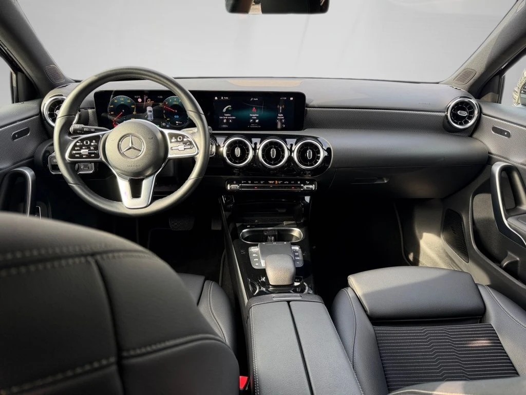 Mercedes-Benz-A-Klasse 250 e-image-11