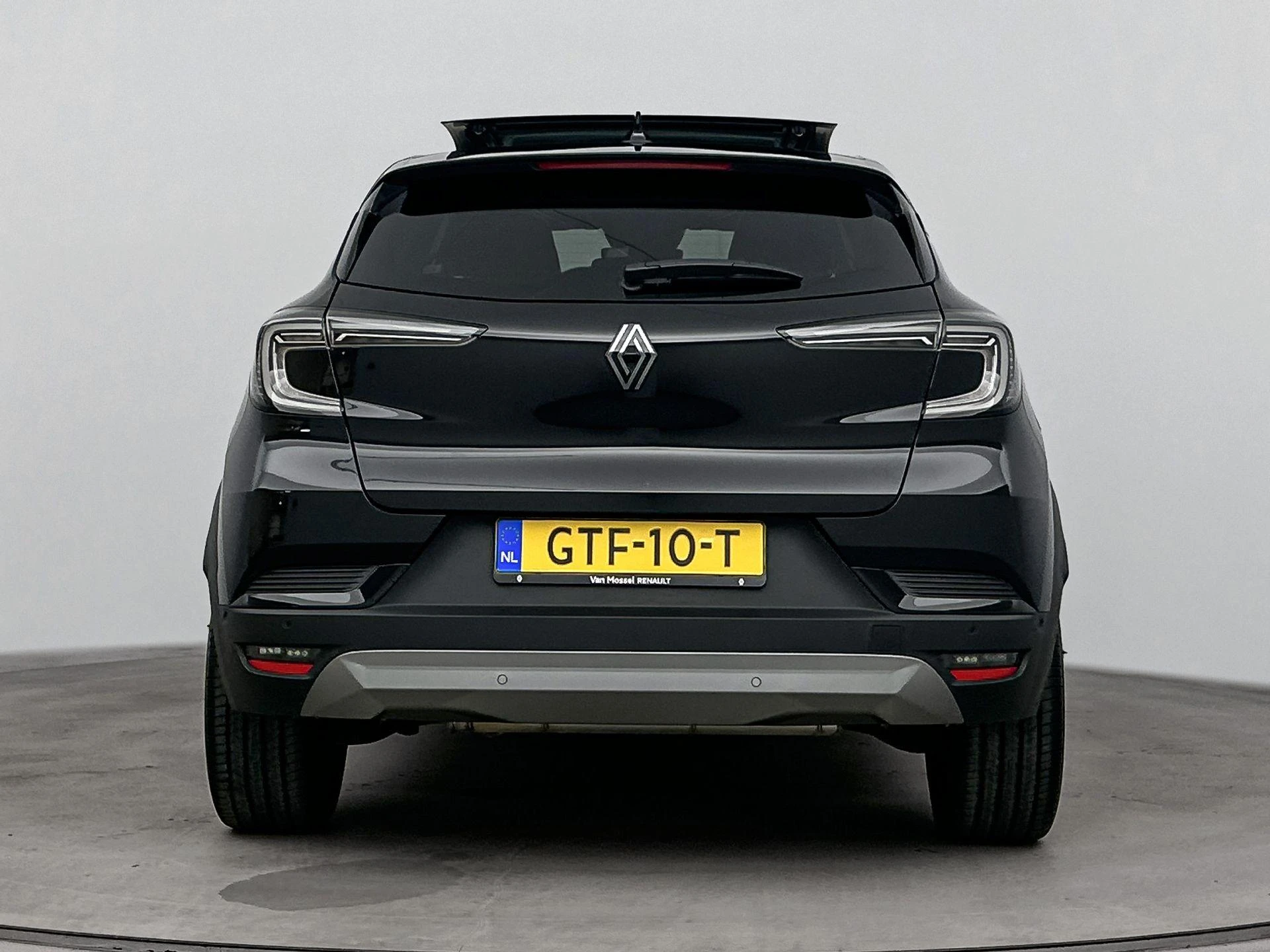 Renault-Captur-image-2