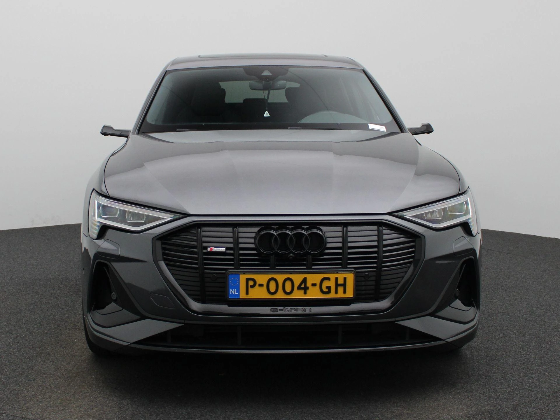 Audi-e-tron-image-2