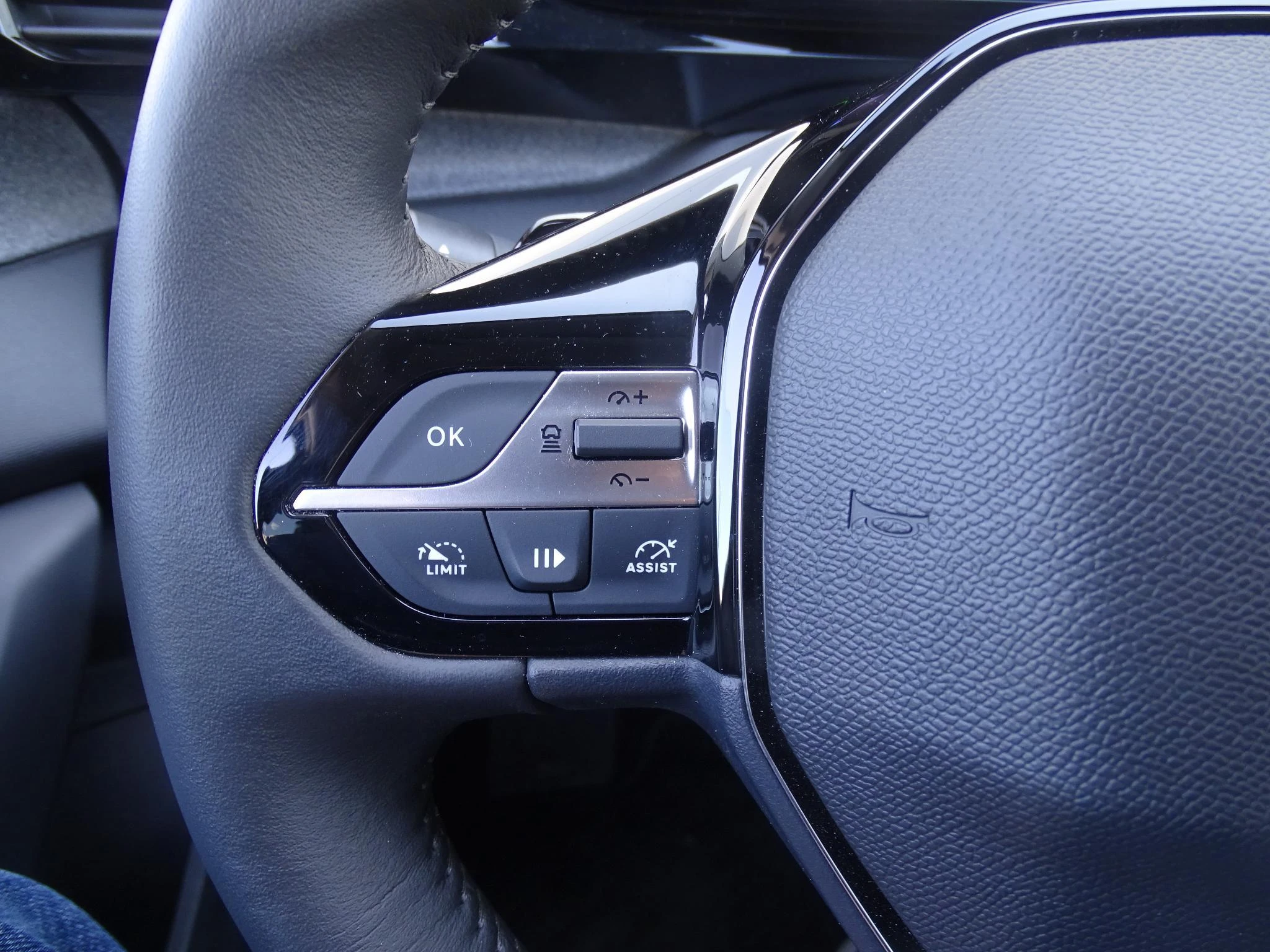 Peugeot-308-image-20