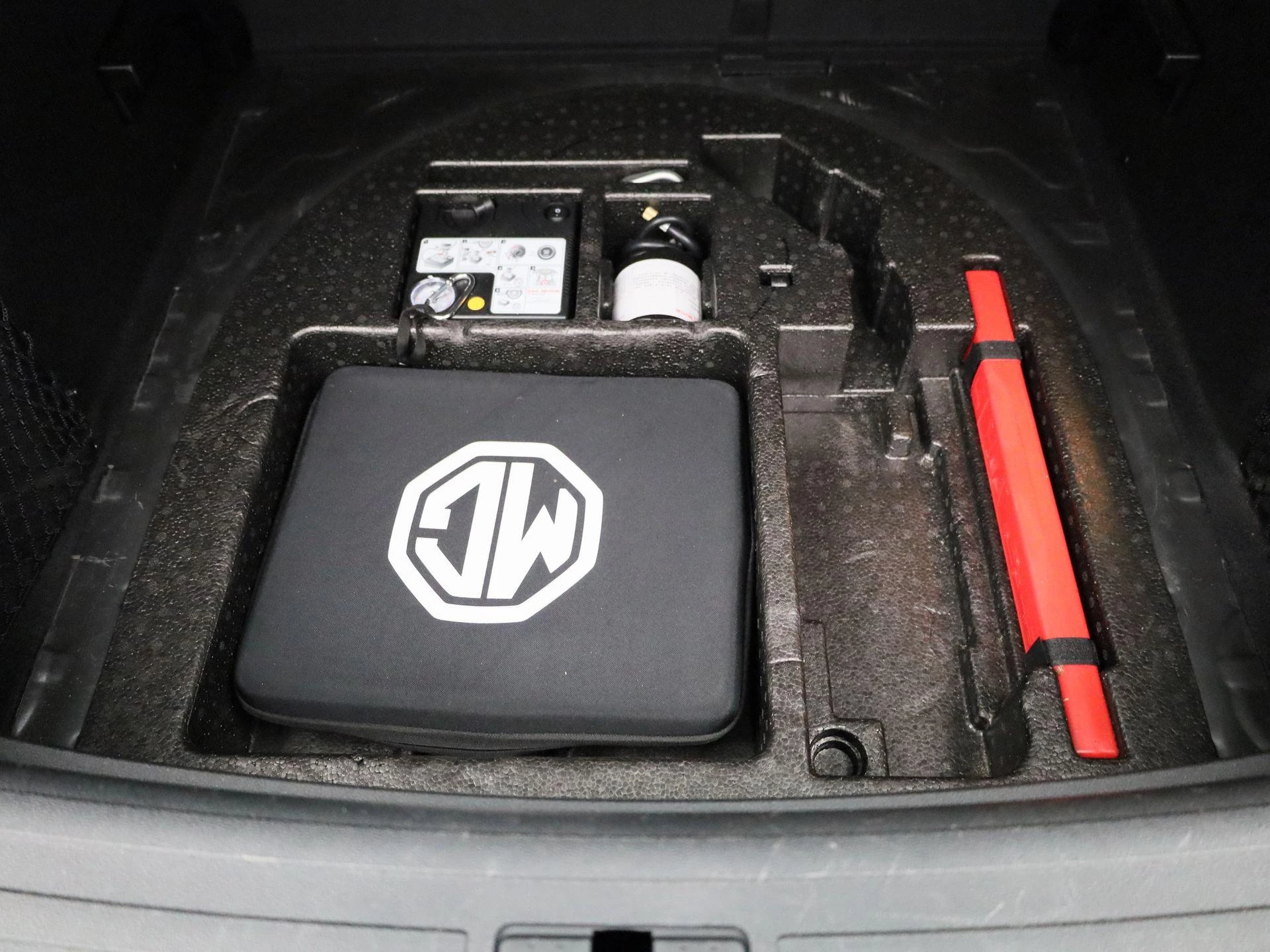 MG-ZS EV-image-11