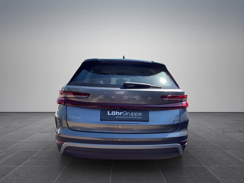 Škoda Kodiaq 2.0 TDI Selection 4x4 *AHK*STANDHZ*MATRIX*ACC*360°*