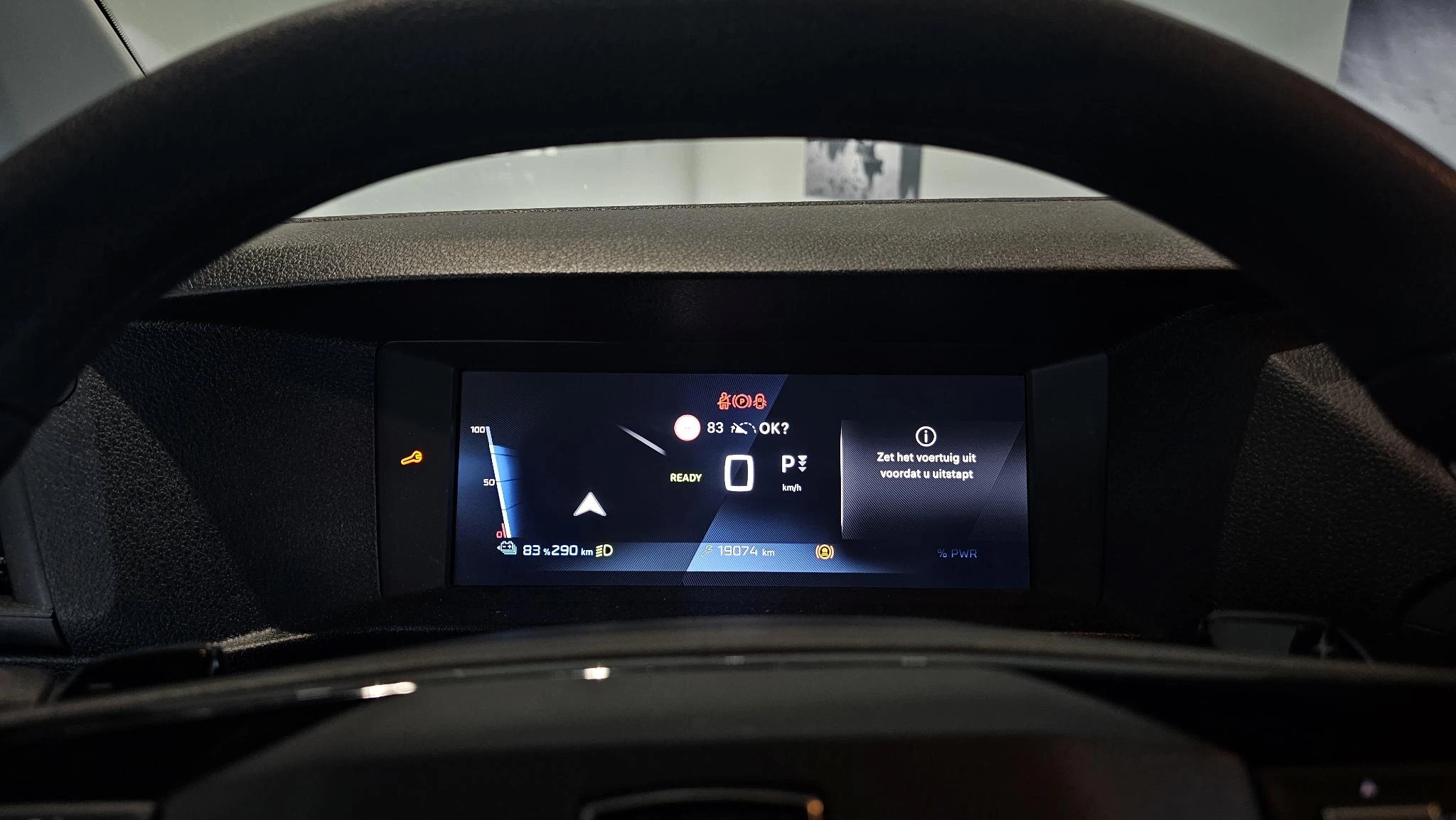 Peugeot-e-Expert-image-18