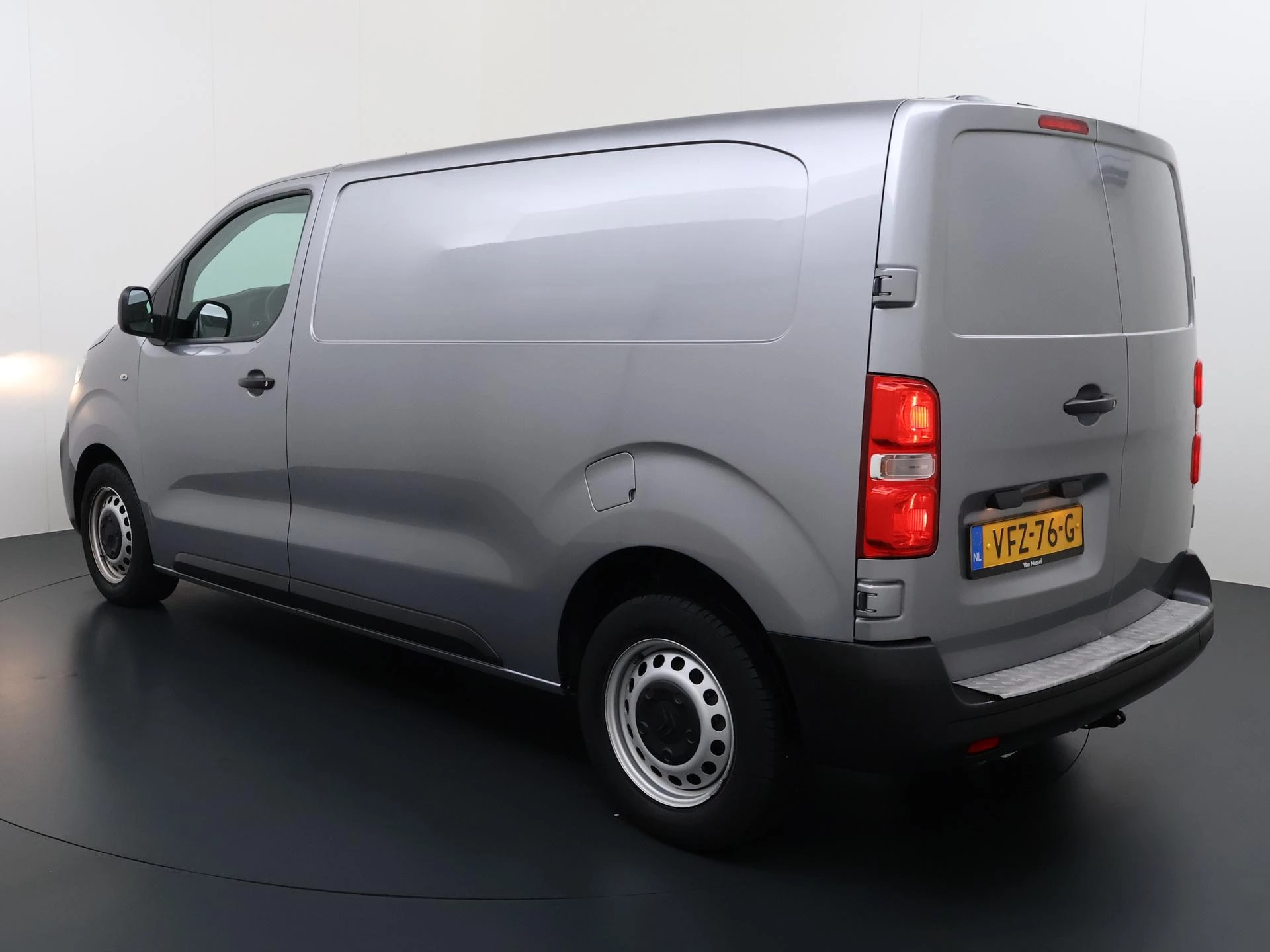 Citroën-Jumpy-image-1