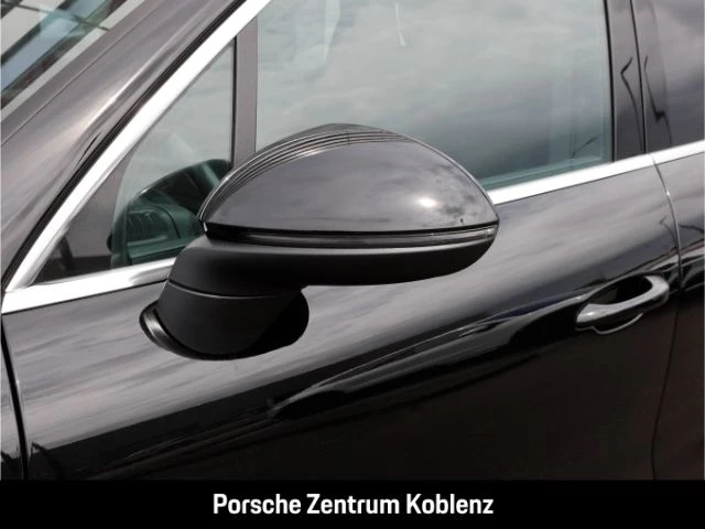 Porsche-Cayenne-image-9
