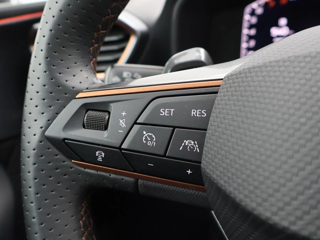 CUPRA Leon Leon 5D MHEV 1.5eTSI 150PK *AUTOMAAT*LEDER*SPORTZETELS*CAMERA*ACC*PDC*NAVI*APP-CONNECT*LED*...*