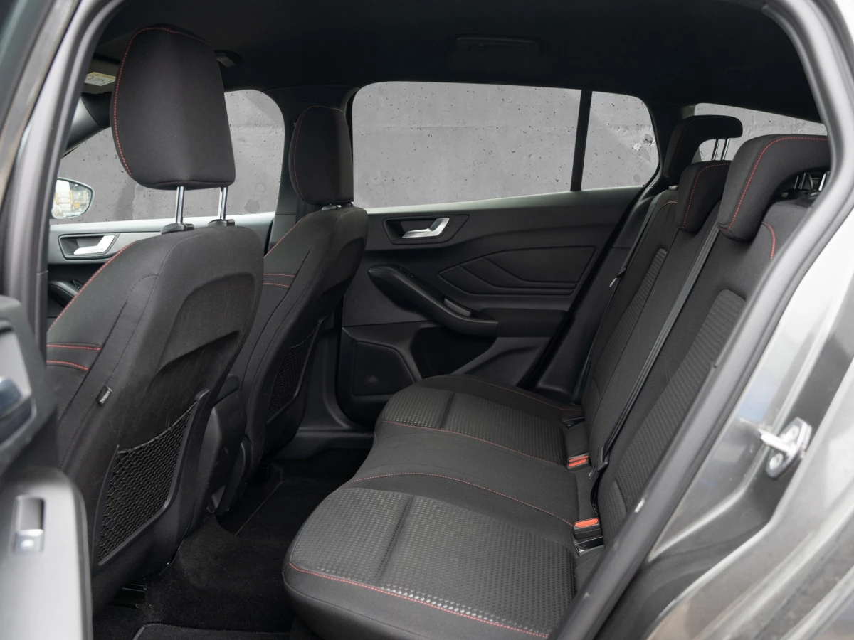 Ford-Focus-image-16