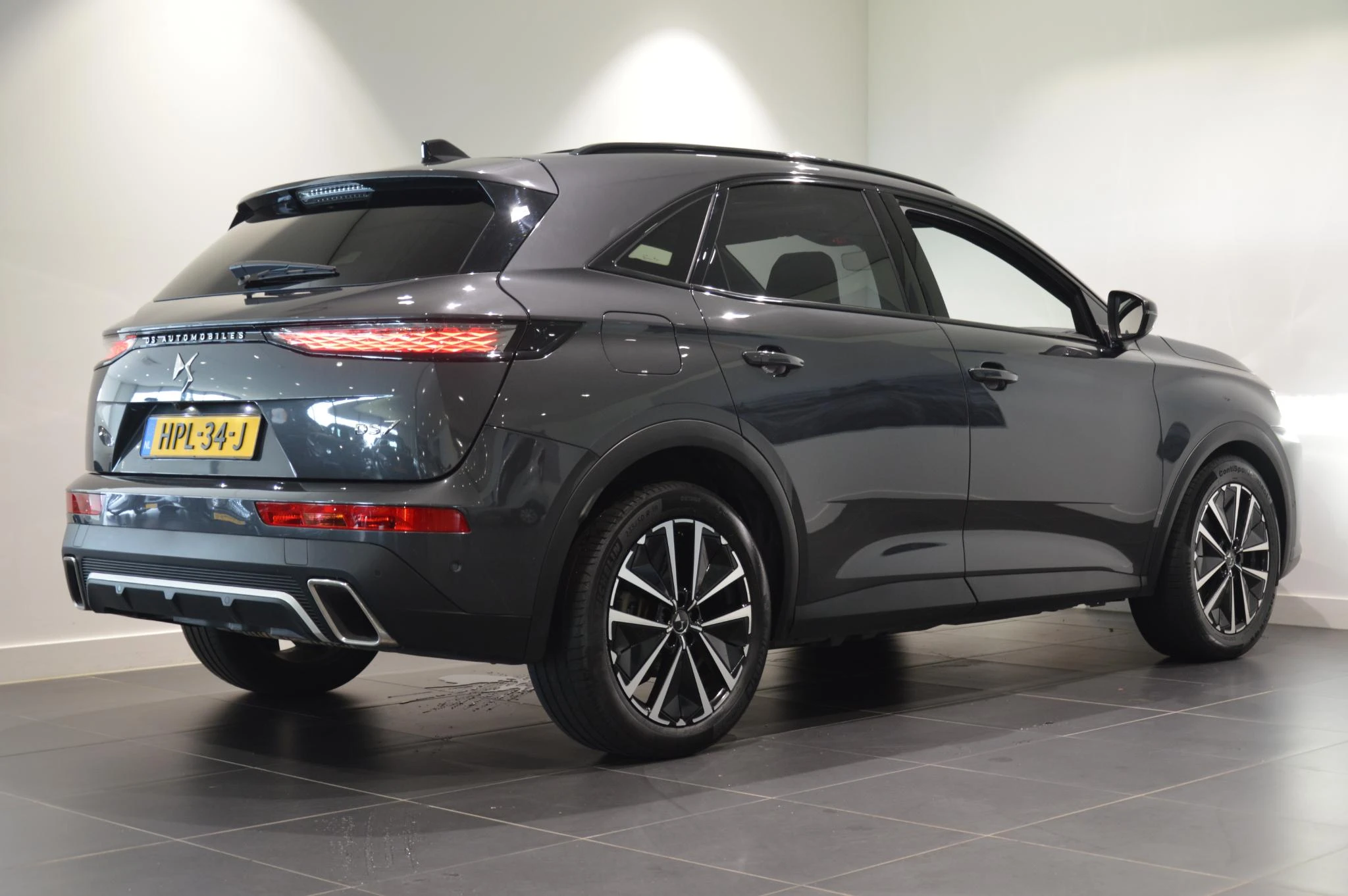 DS DS 7 1.6 PHEV 300 4x4 Etoile