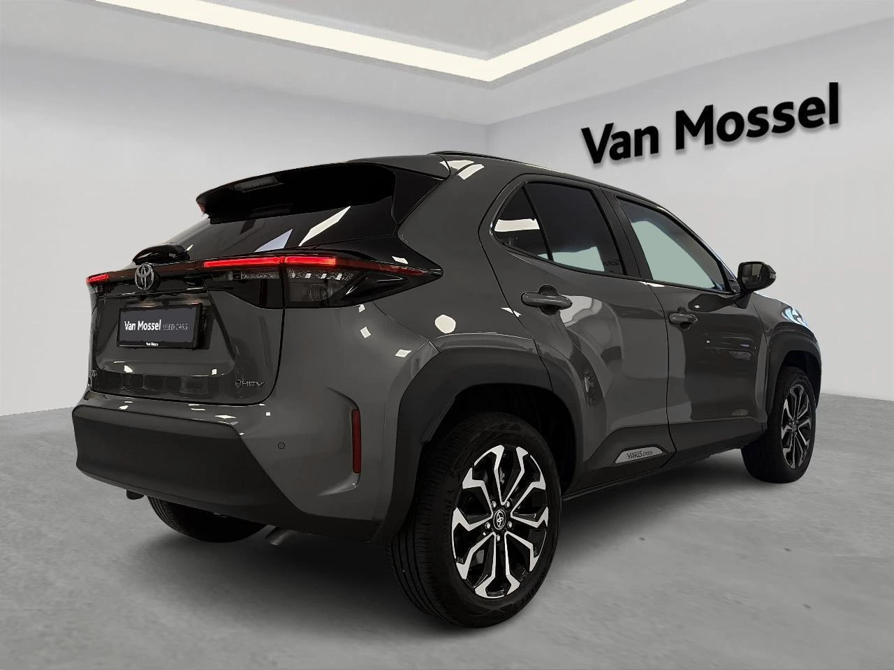Toyota-Yaris Cross-image-3