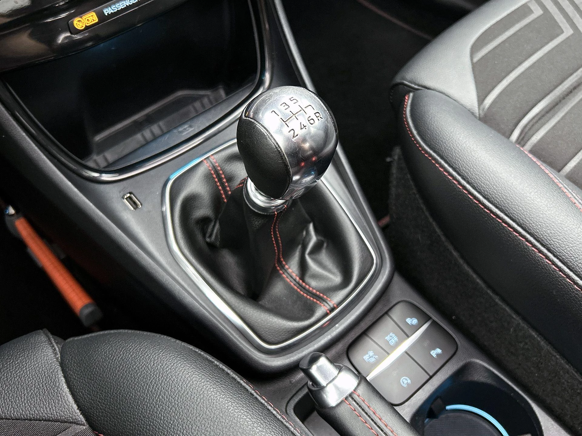 Ford Puma 1.0 EcoBoost Hybrid ST-Line X