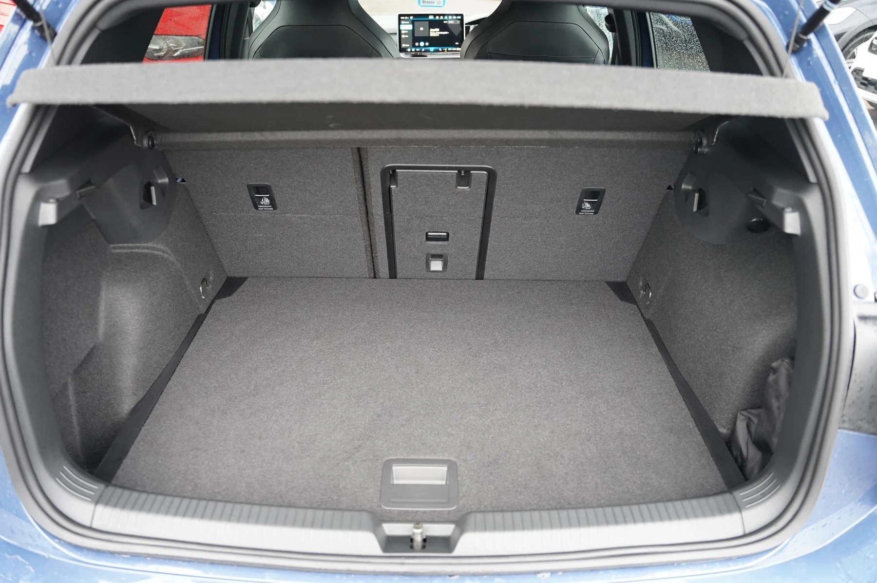 Volkswagen-Golf-image-11
