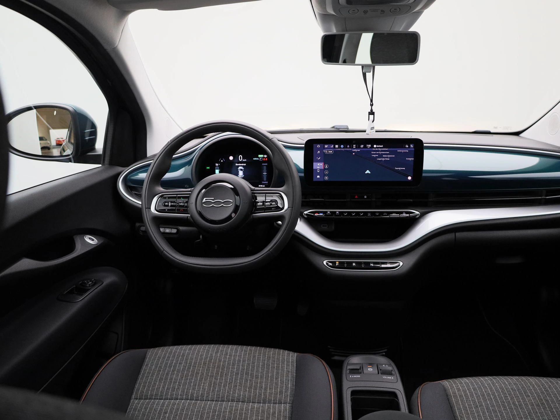 Fiat-500e-image-6