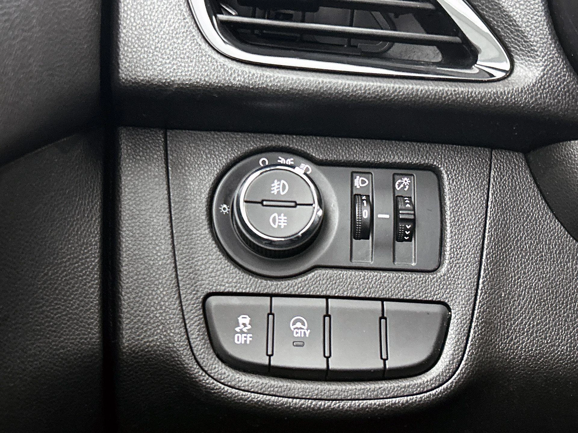 Opel-KARL-image-22
