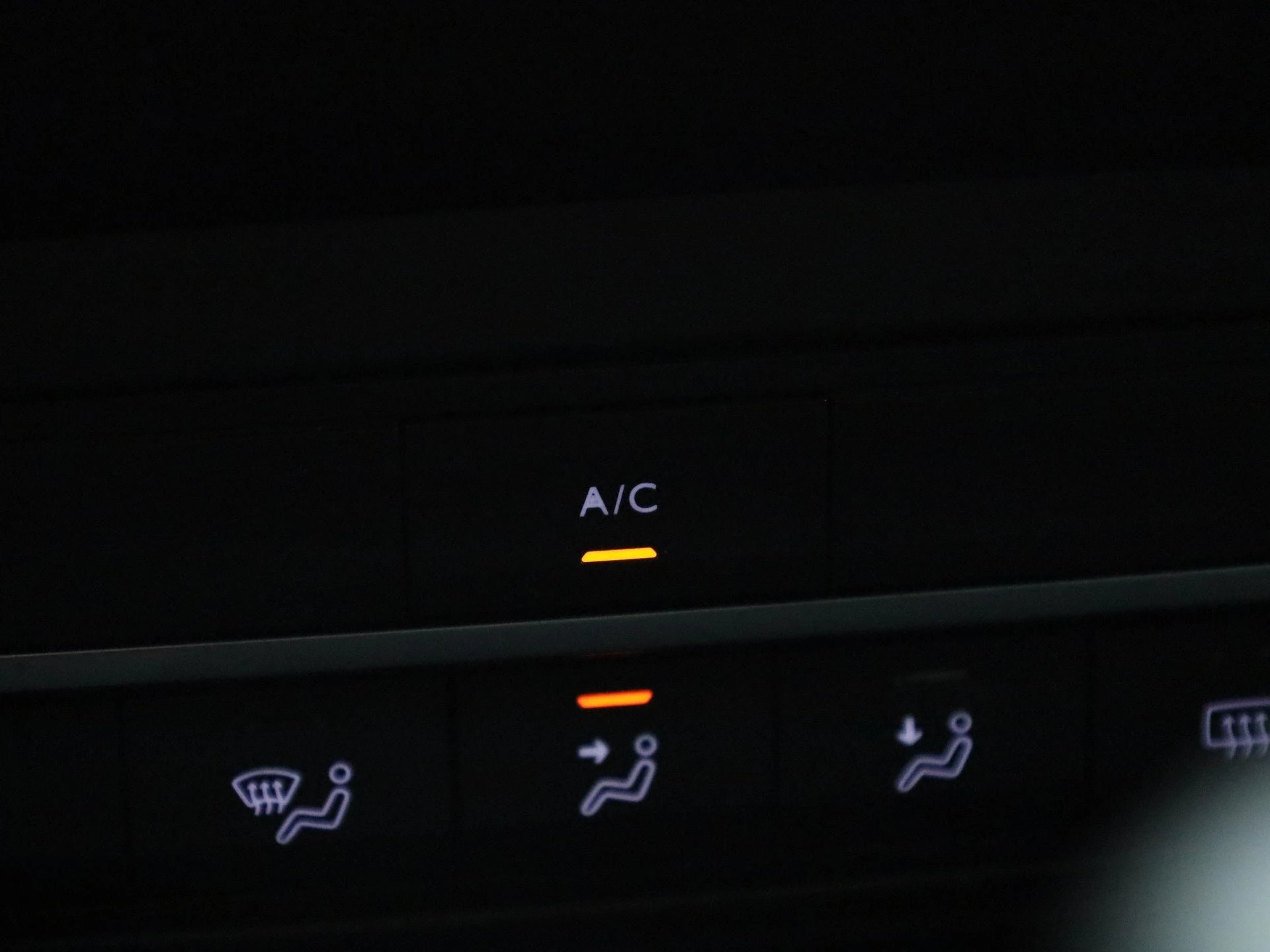 Opel-Combo Life-image-26
