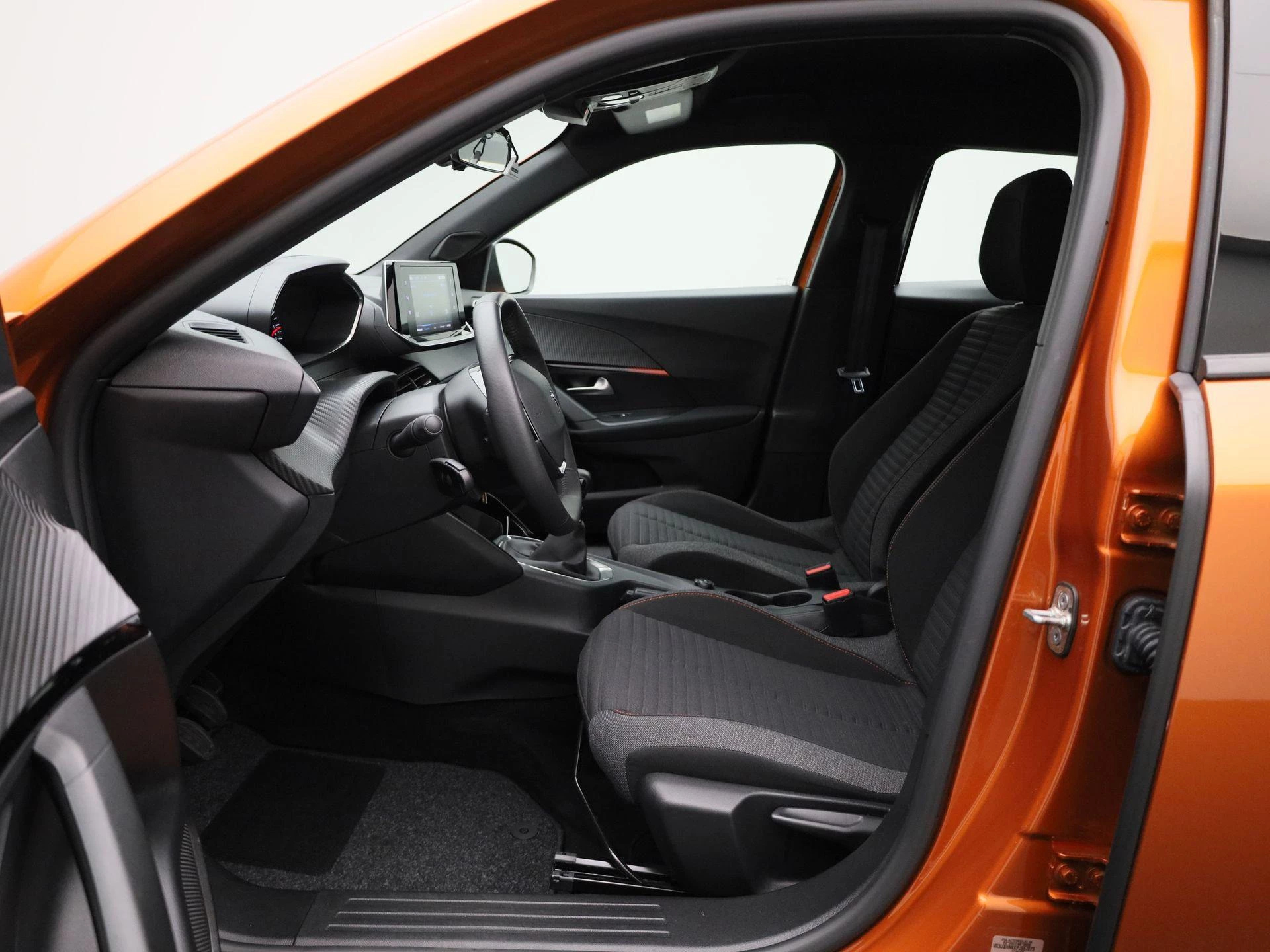 Peugeot-2008-image-8