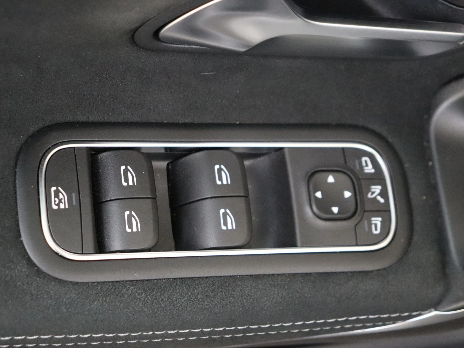 Mercedes-Benz-A-Klasse-image-26