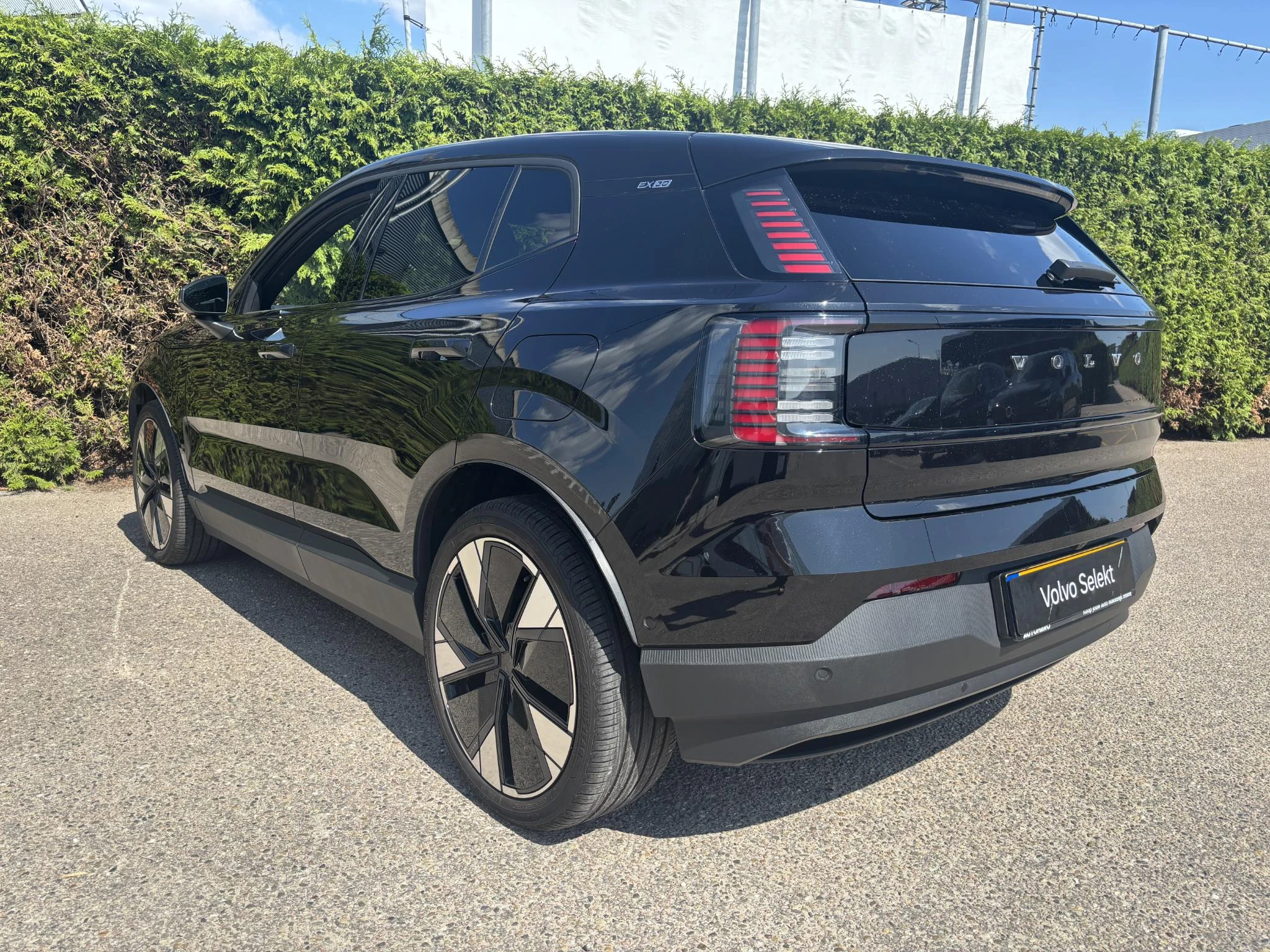 Volvo-EX30-image-12