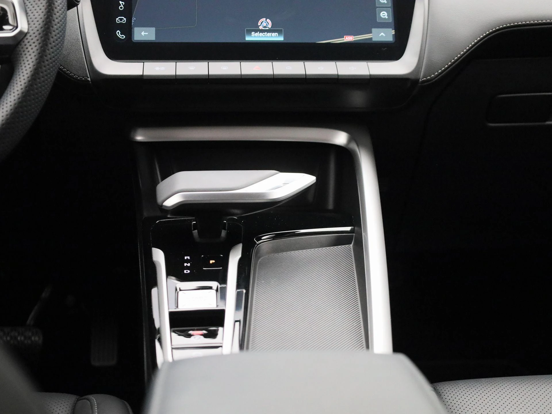 MG-ZS-image-9
