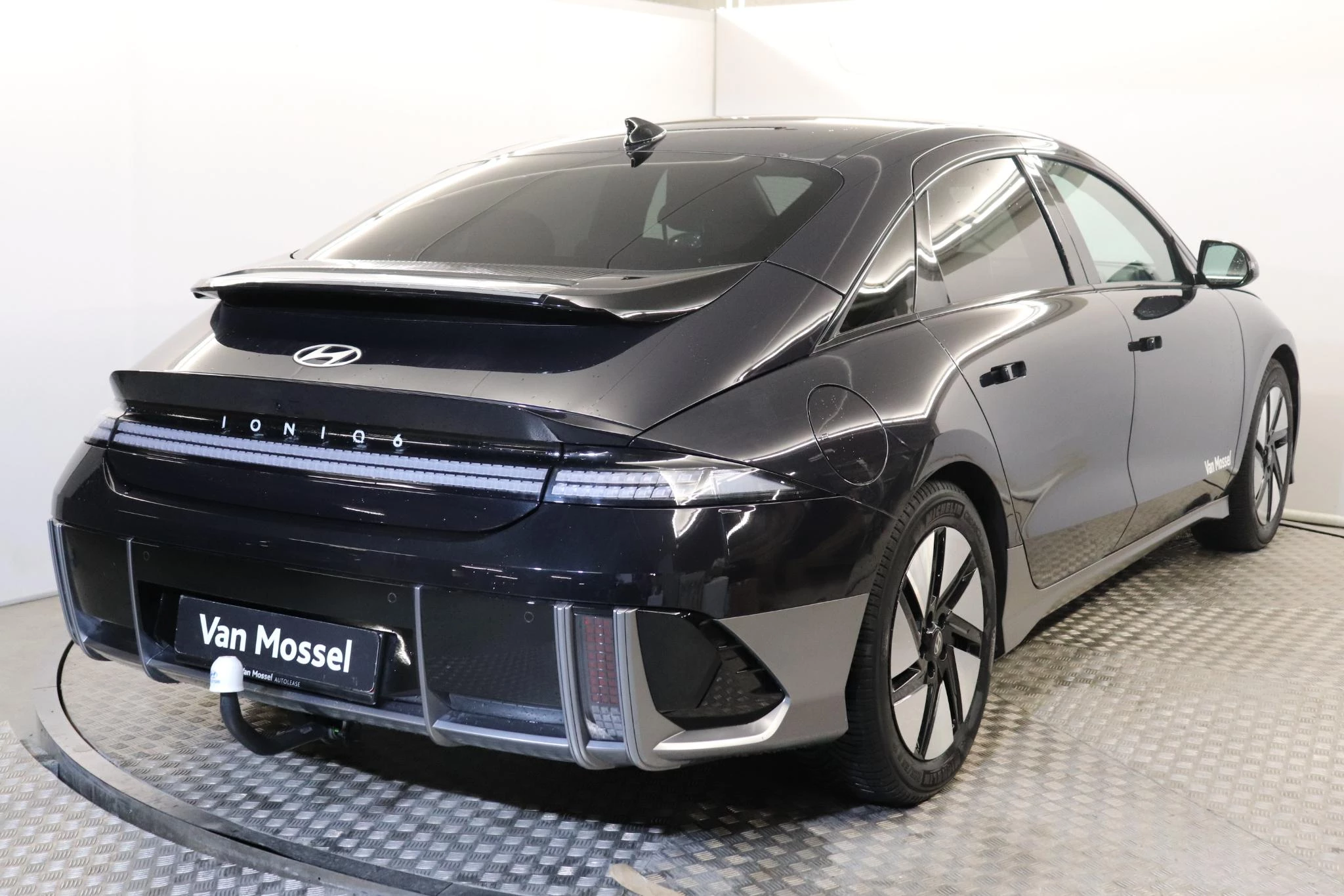Hyundai IONIQ Electric core