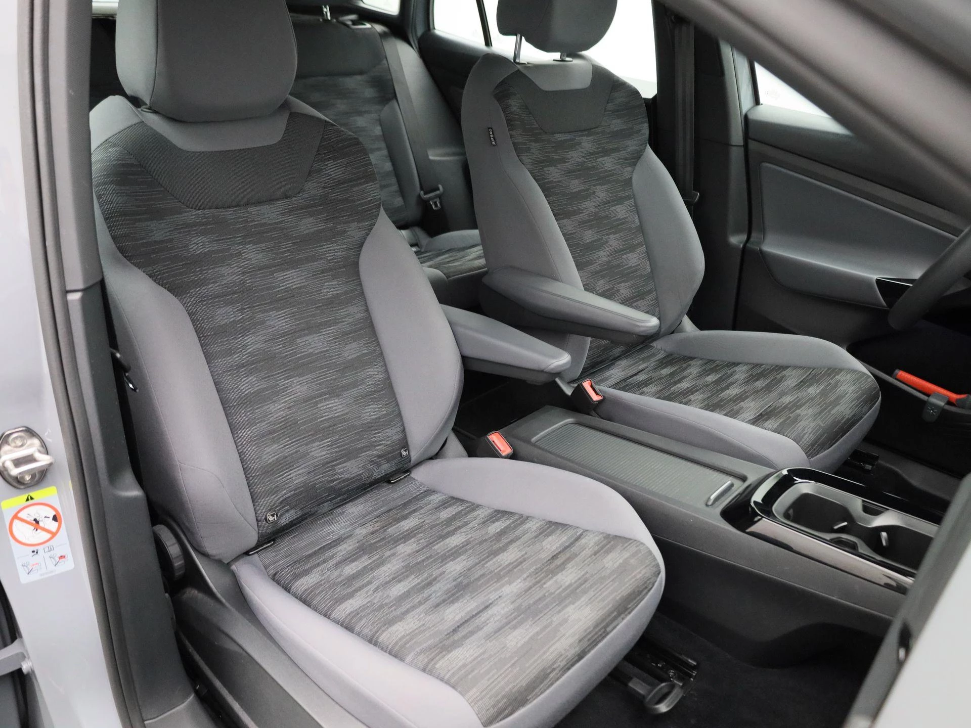 Volkswagen-ID.4-image-33