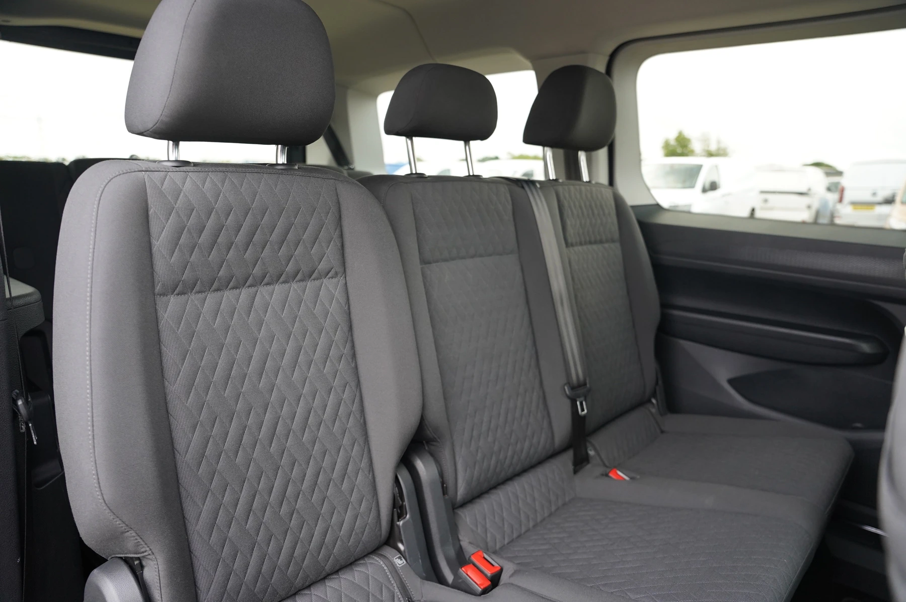 Volkswagen-Caddy-image-10