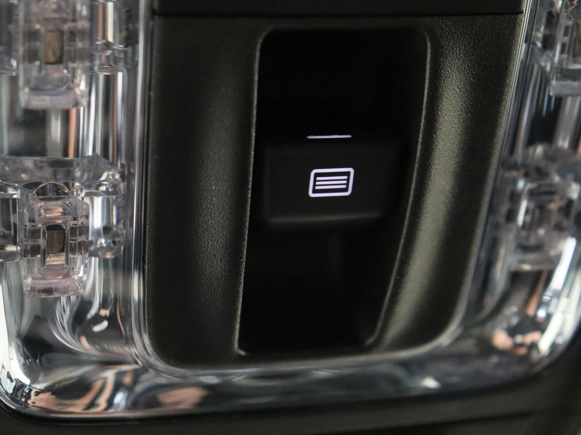 Mercedes-Benz-GLE-image-22