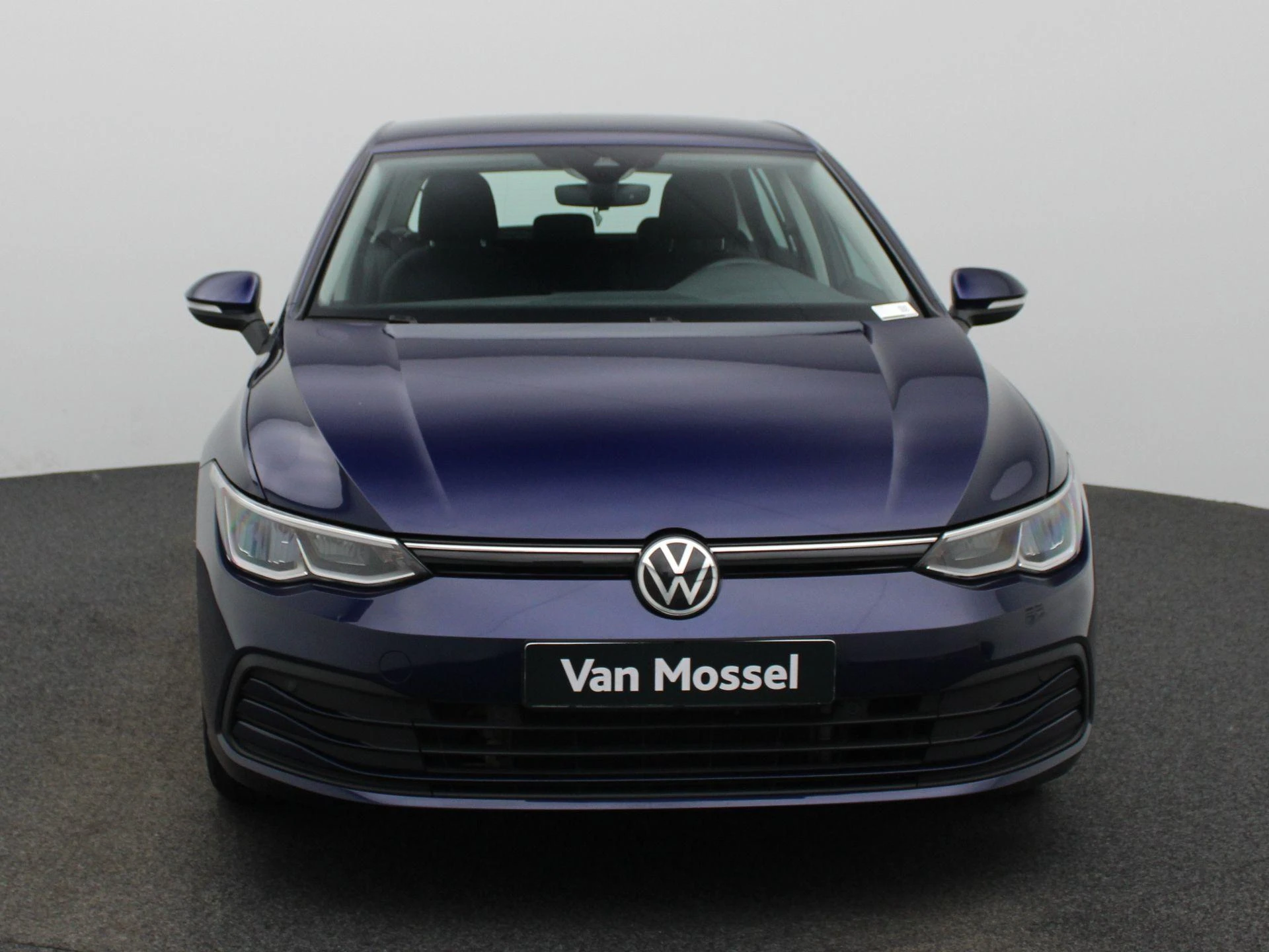 Volkswagen-Golf-image-2