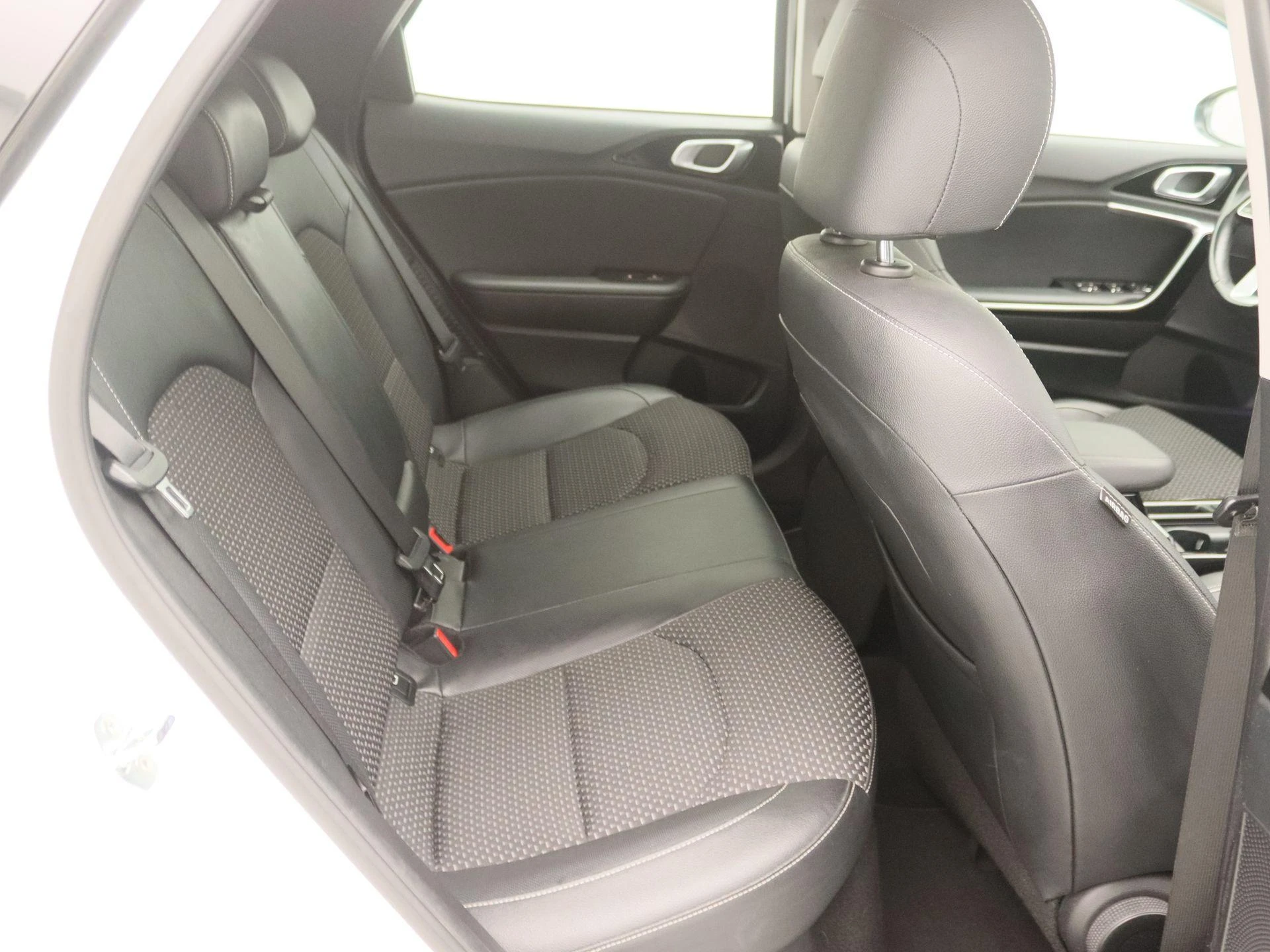 Kia-XCeed-image-25