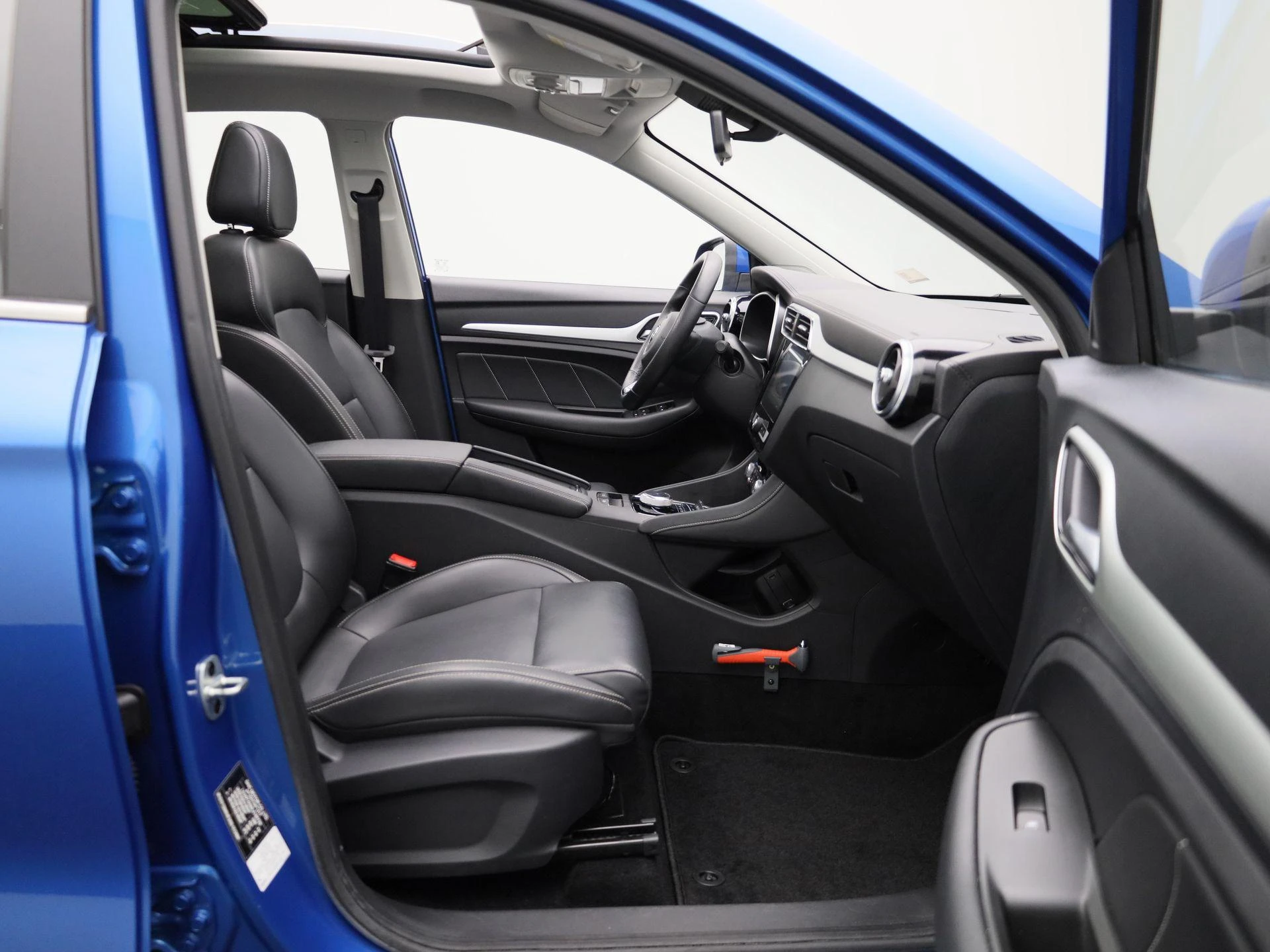 MG-ZS EV-image-31