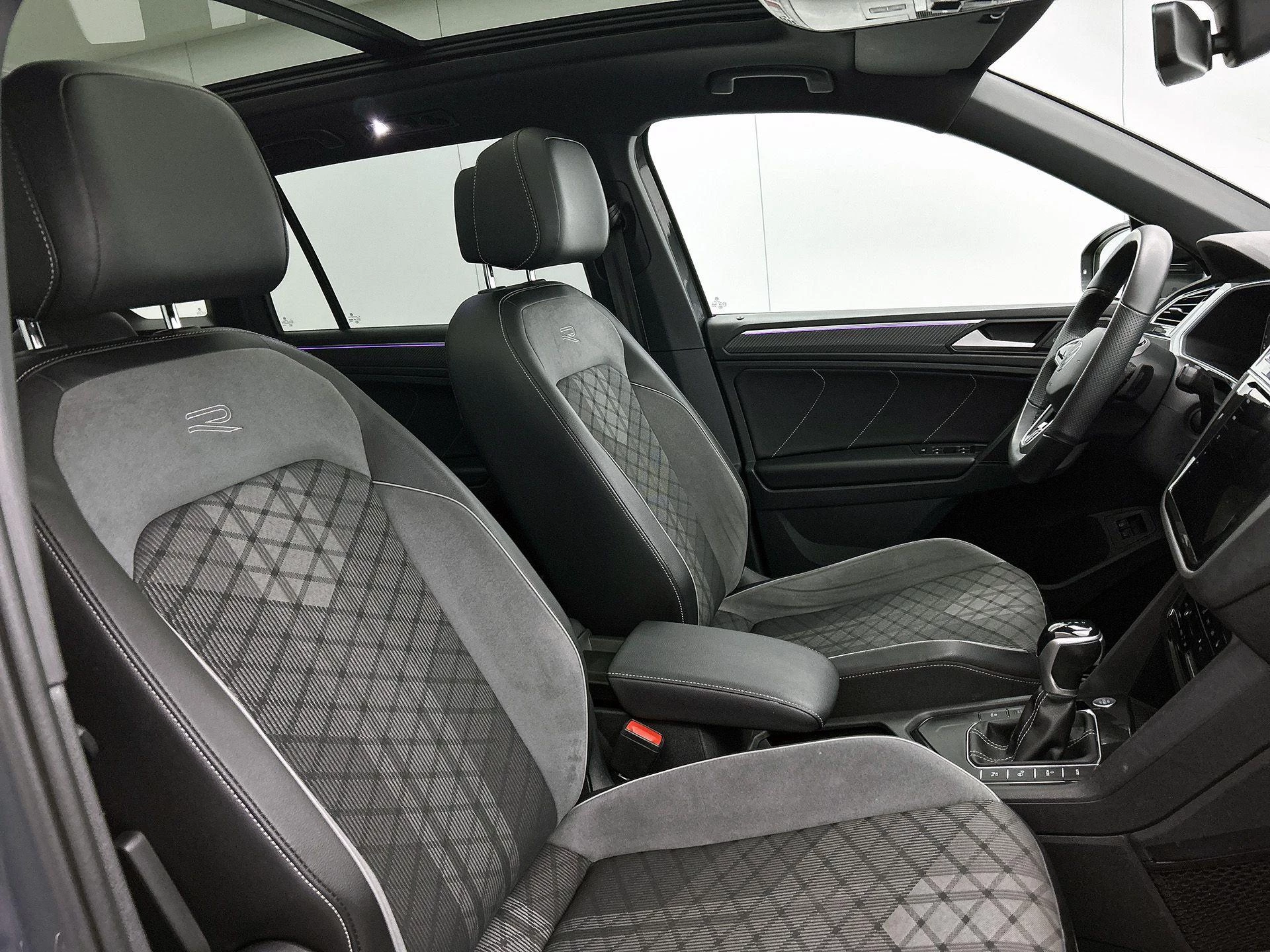 Volkswagen-Tiguan-image-36