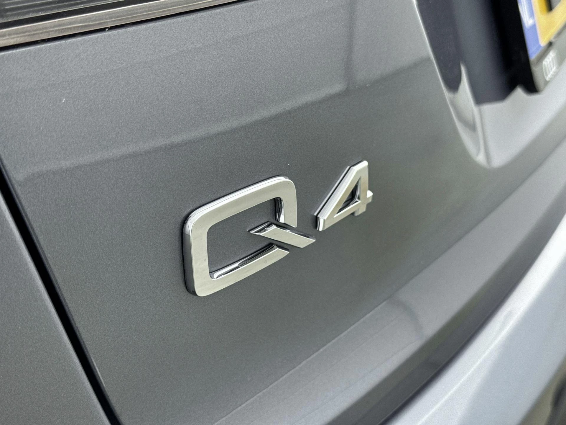 Audi-Q4 e-tron-image-6
