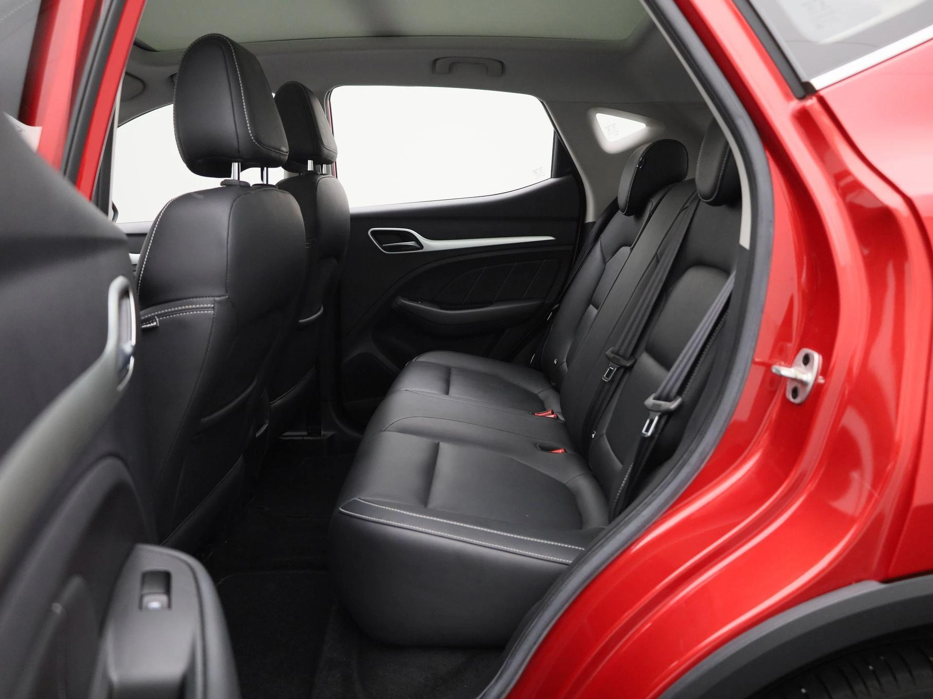 MG-ZS EV-image-11