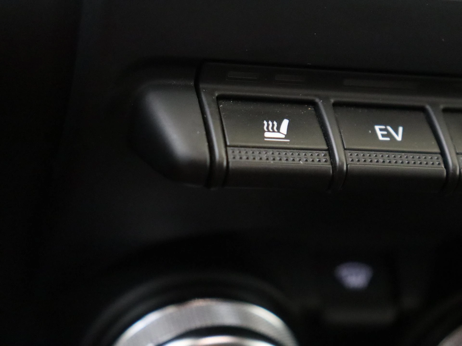 Renault-Captur-image-23