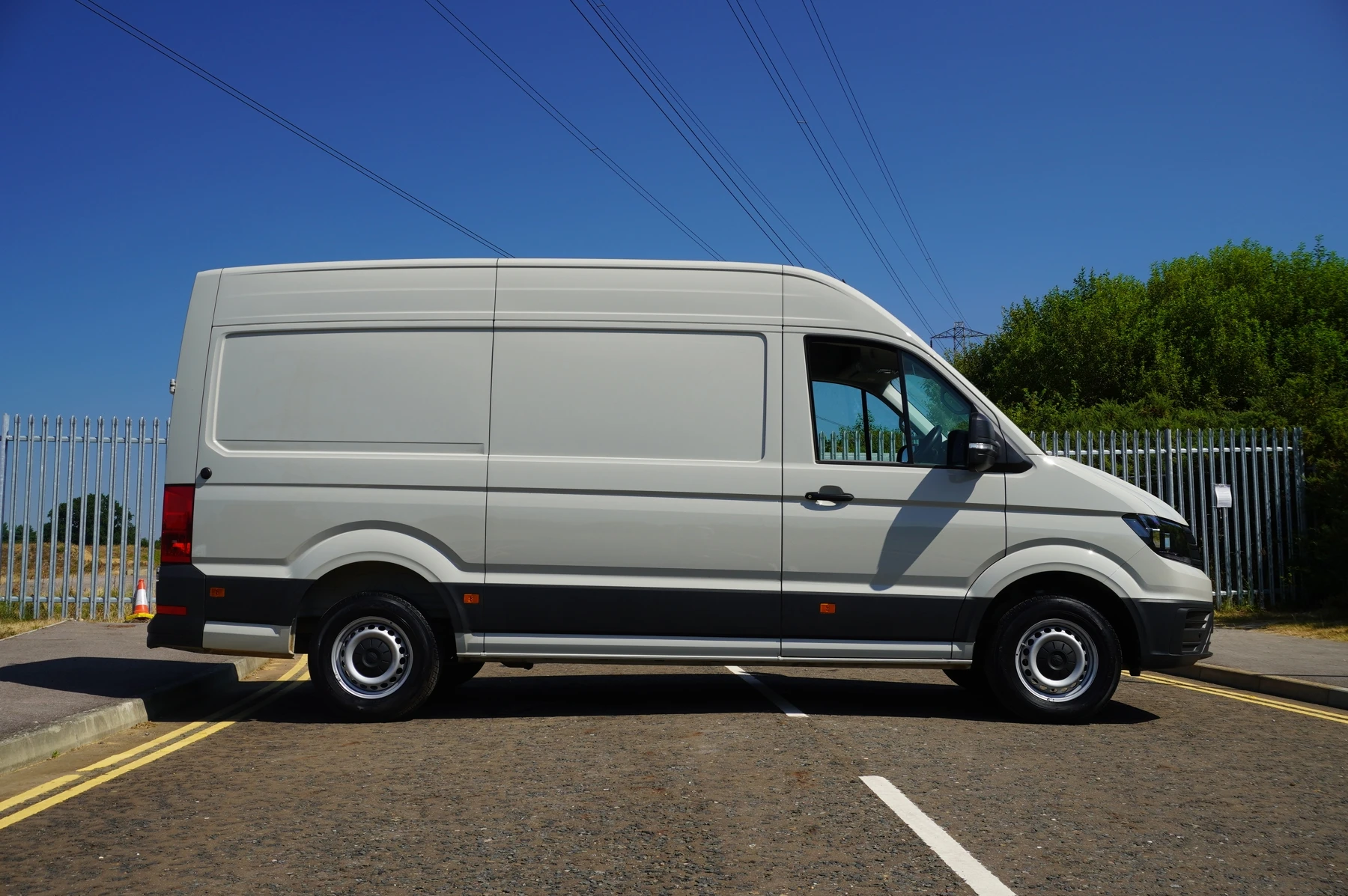 Volkswagen-Crafter-image-3
